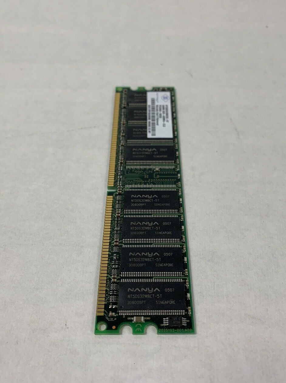 Nanya 256MB DDR-400MHz-CL3 PC3200U-30330 NT256D6t4S88C0G-5T (Lot of 5)