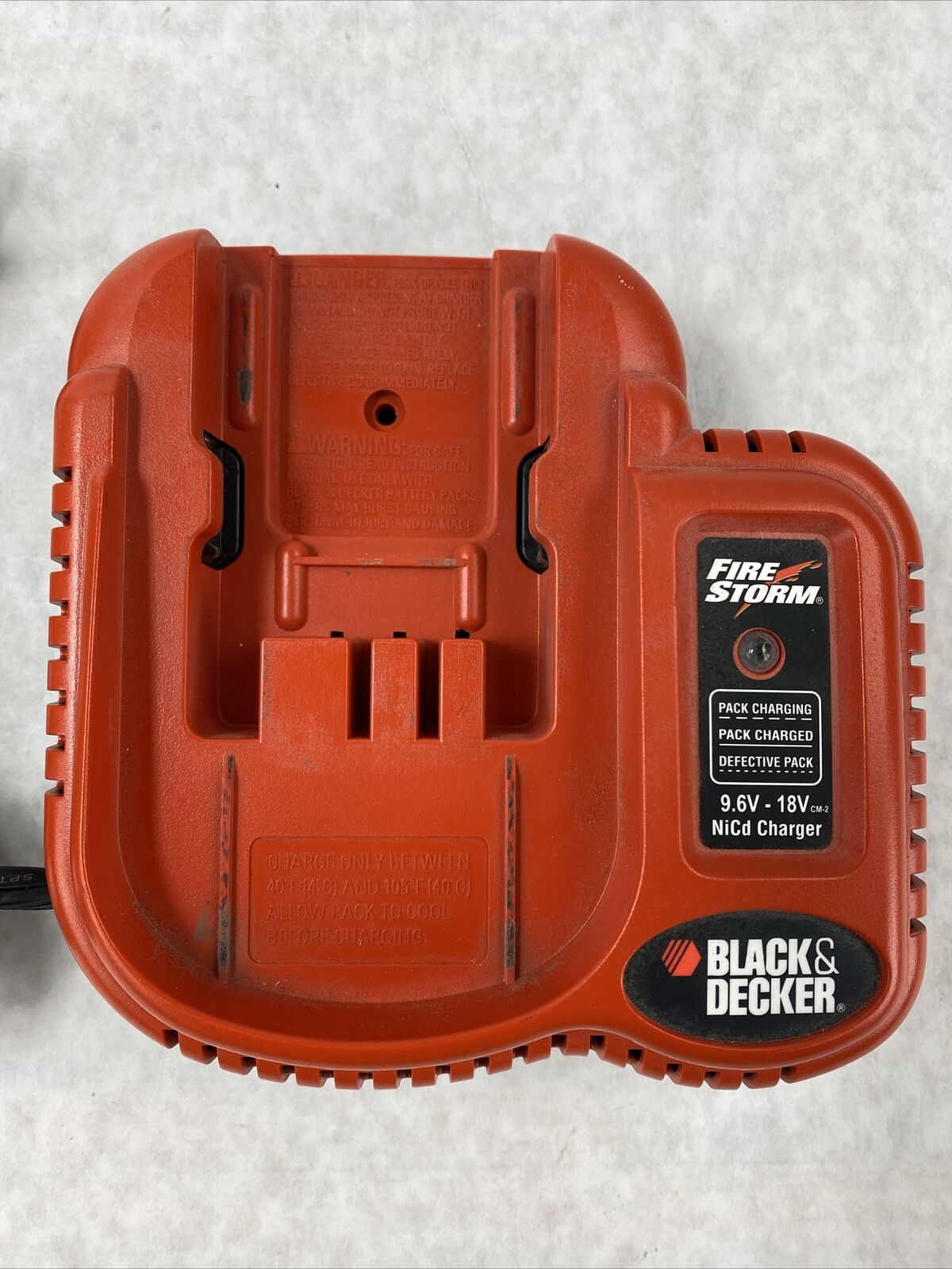 Black Decker FS1202D 12v Cordless Drill Driver + FSMVC Battery Charger