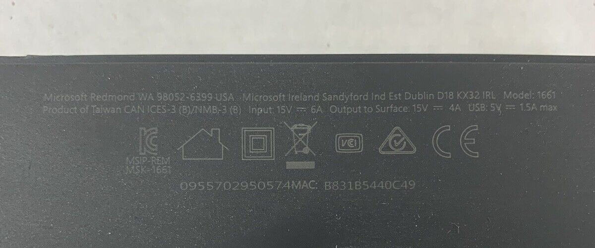 Microsoft Model 1661 Surface Docking Station