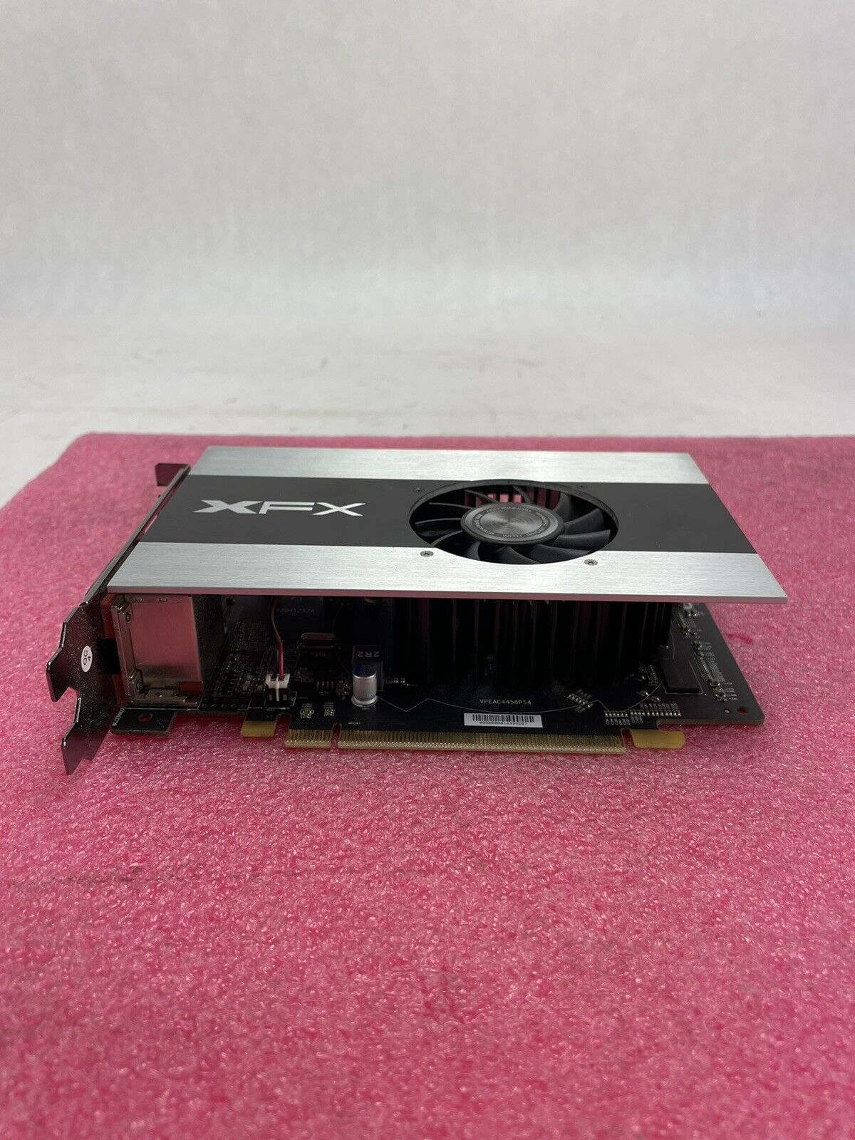 XFX AMD R7700 Series 2GB PCIe Graphics Card