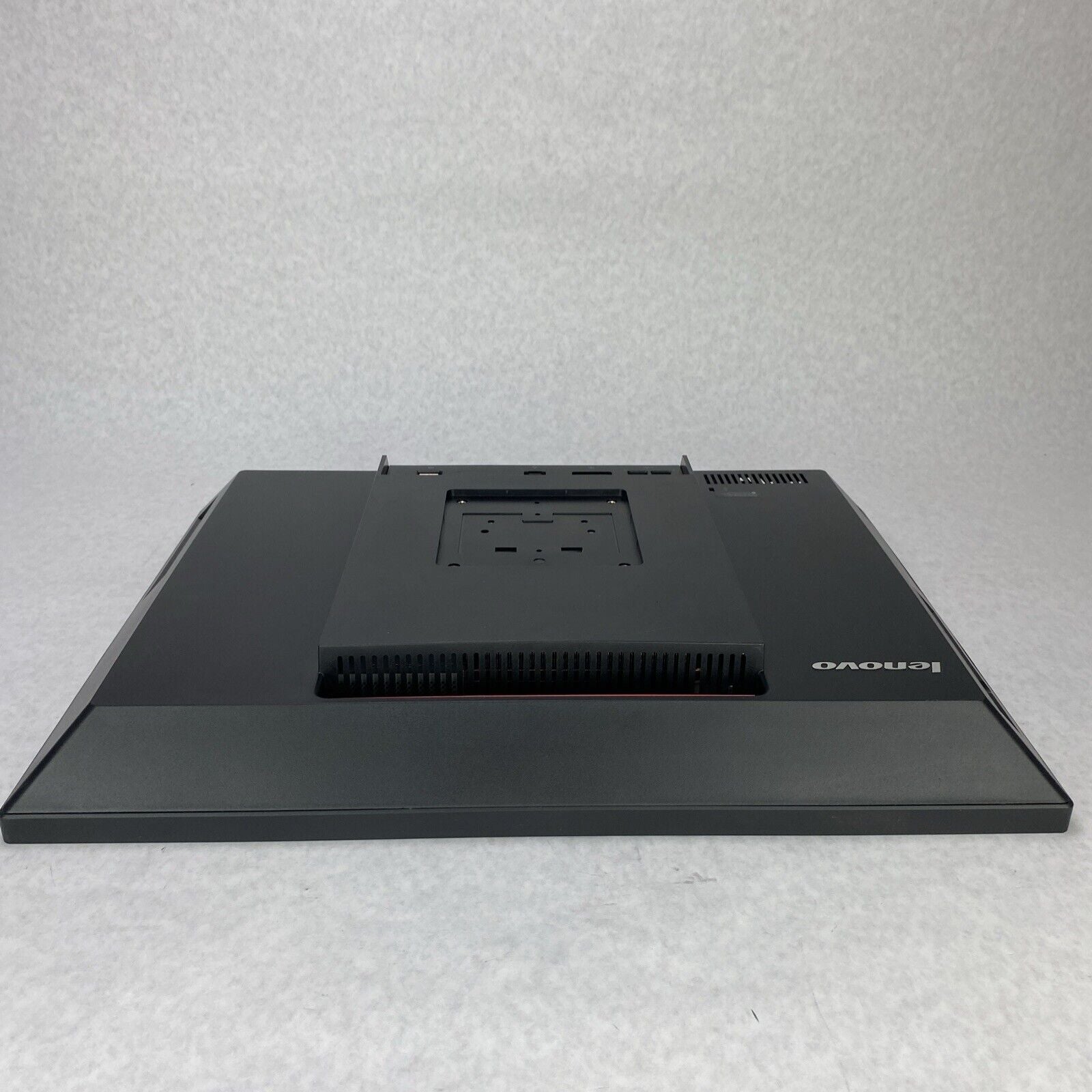 Lenovo ThinkCentre M72z 20" AIO Pentium G2020 2.90GHz 4GB RAM No Stand No HDD OS