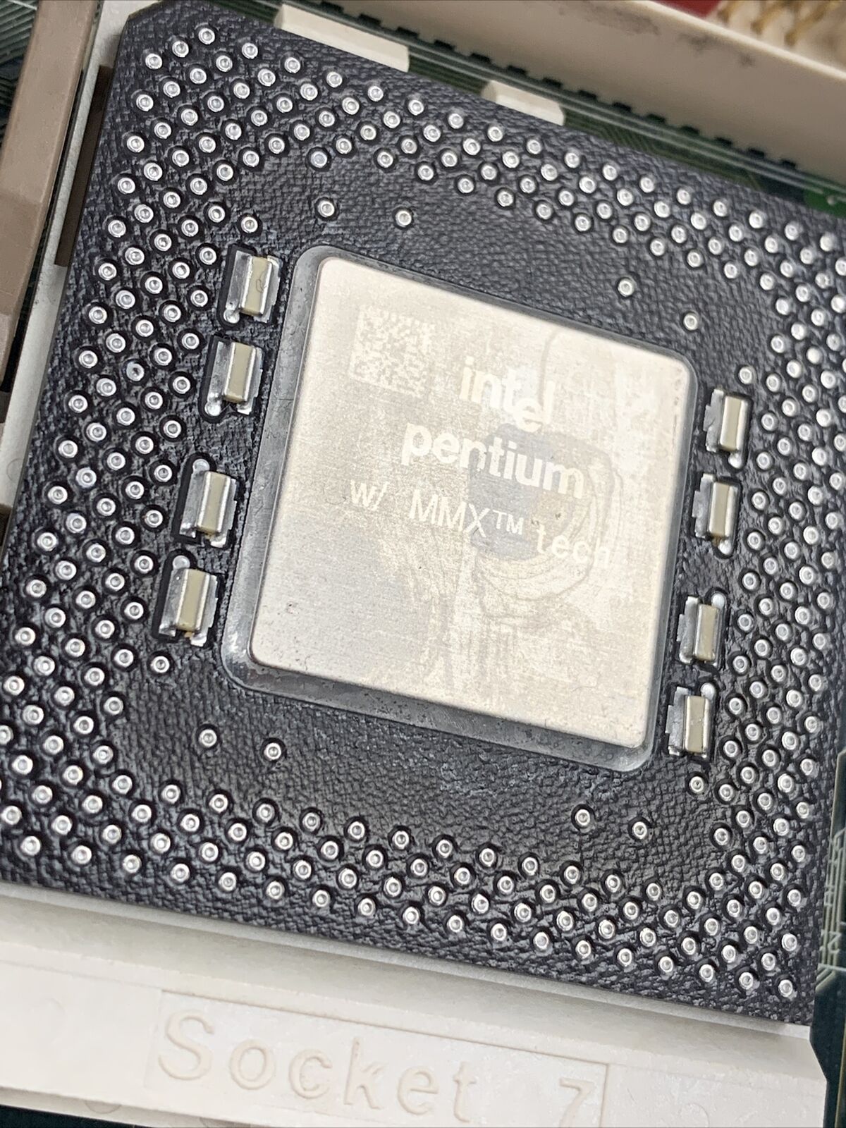 FUGITech 430FX MB Intel Pentium MMX 100MHz 16MB RAM