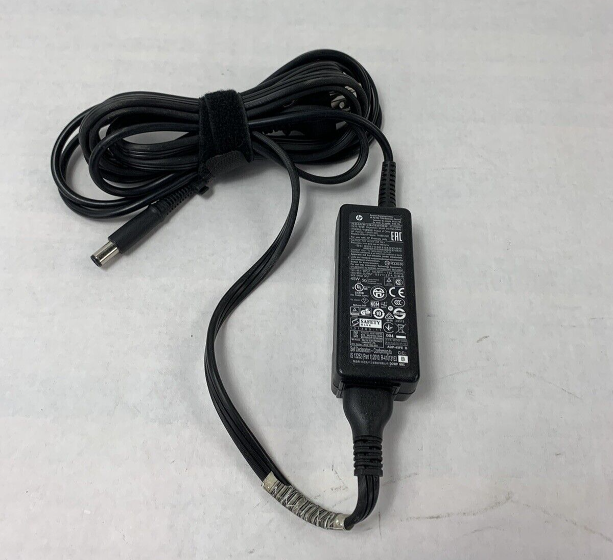 Lot of 2 HP AC Adapter 608425 and 744481-003