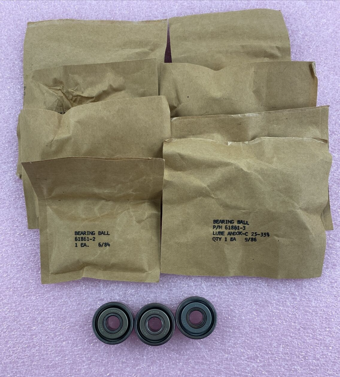 Mixed Lot of 11 Ball Bearings SMT 87500