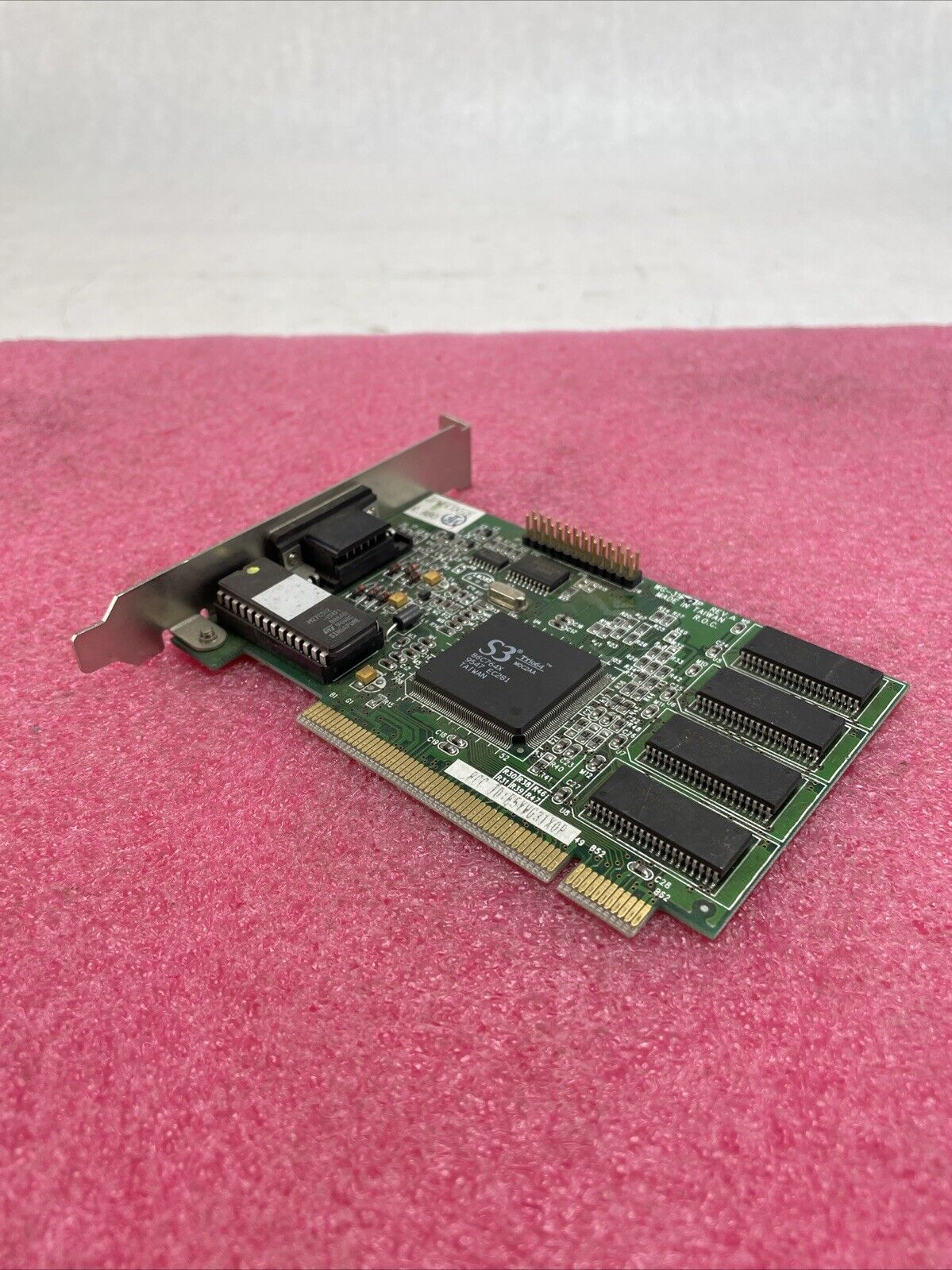 WG-3120P S3 GRAPHICS E5VWG31X0P Trio64 86C764x 1MB PCI Graphics Card