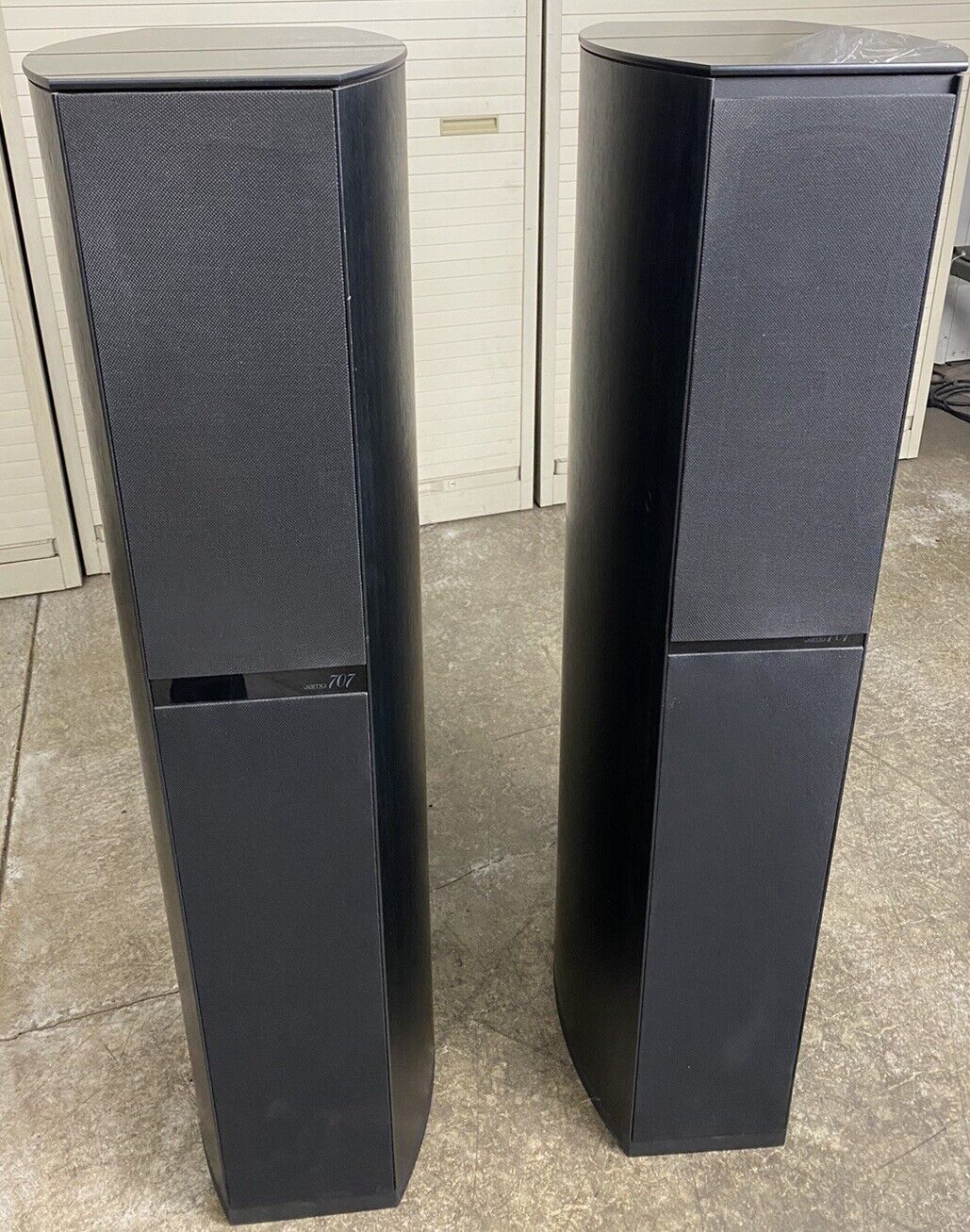 Jamo 707a 200W 4Ohm 41" High Tower Stereo Speakers Pair Tested and Working