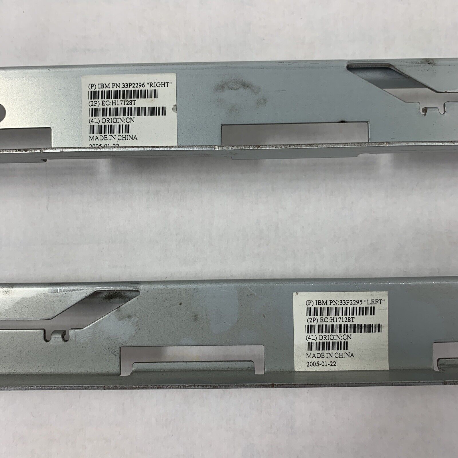 IBM 33P2295 / 33P2296 Left + Right Server Rack Mount Rails For IBM X335