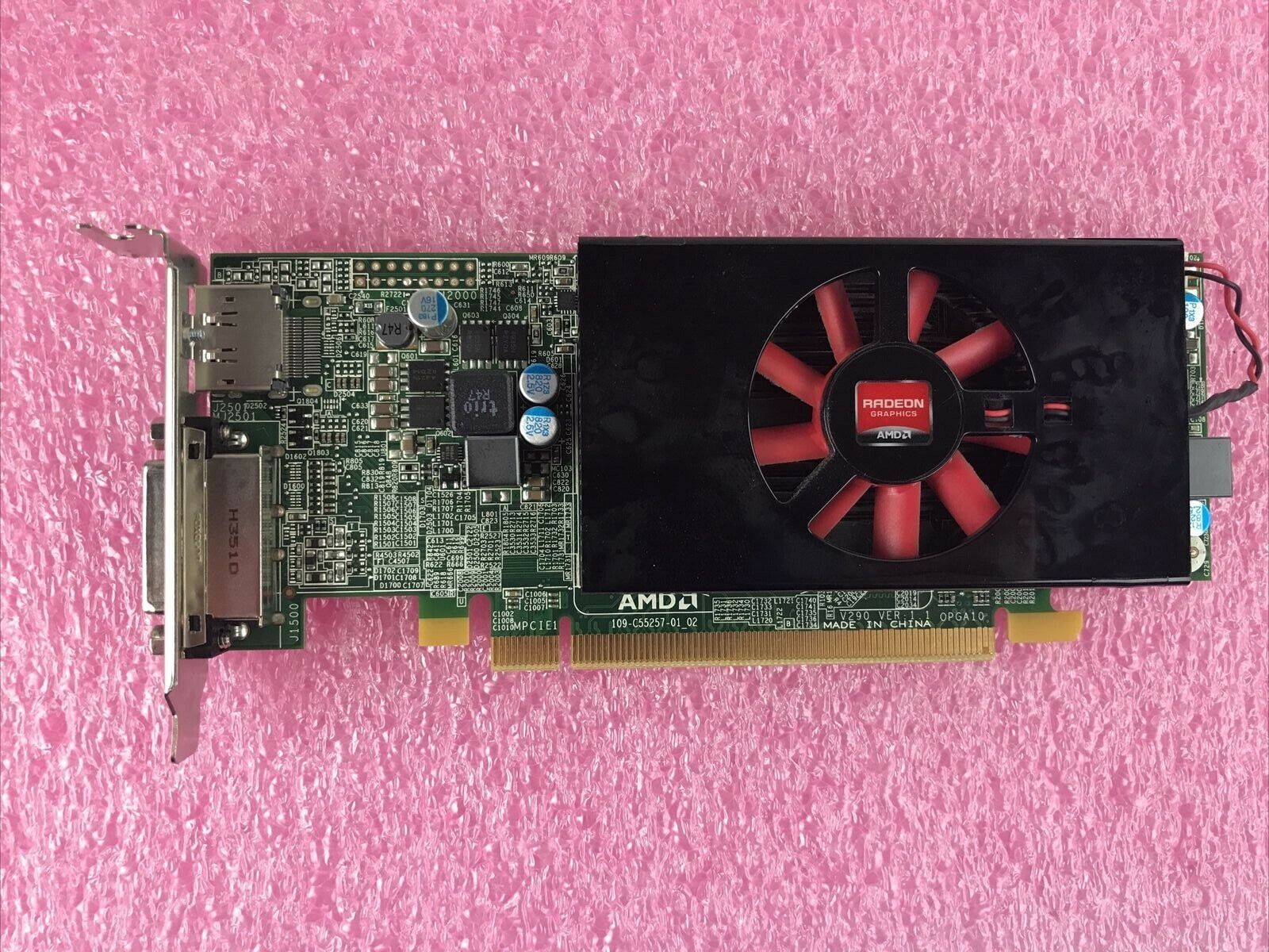 AMD Radeon 109-C55257-01_02 1GB DVI PCIe Graphics Card Low Profile