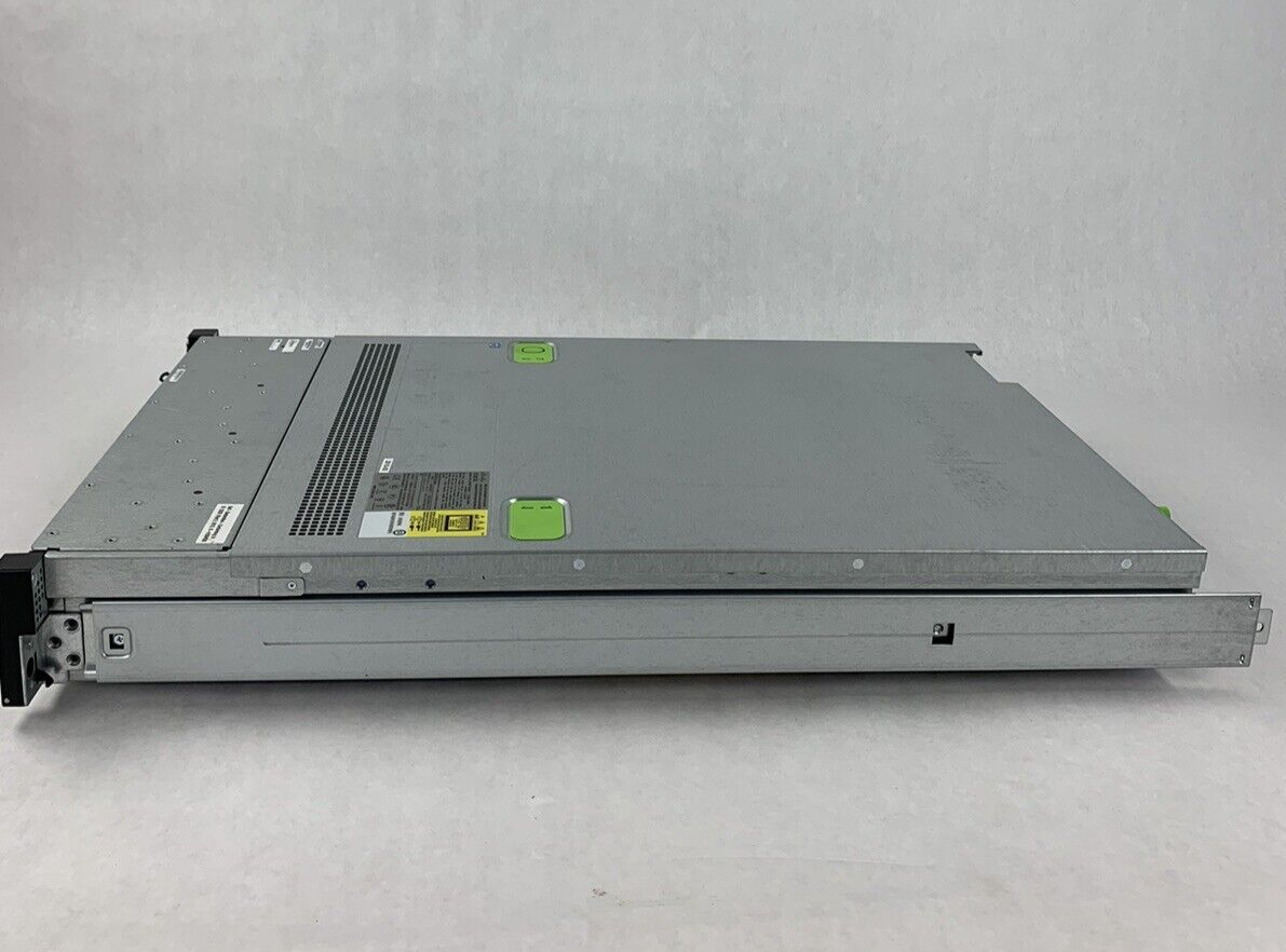 Cisco UCSC-C240-M3 2x Xeon E5-2640 2.25 GHz 64 GB RAM No OS No HDD