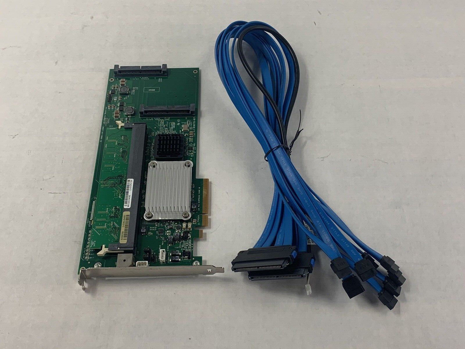 LSI SAS 8408e SAS RAID Controller Card D29815-151 DDR2 L3-01079-13A