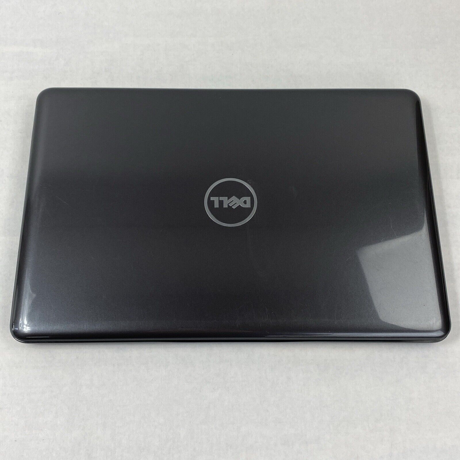 Dell Inspiron 5567 Core i5-7200U 2.50GHz 8GB RAM 15.6" No HDD No OS No AC