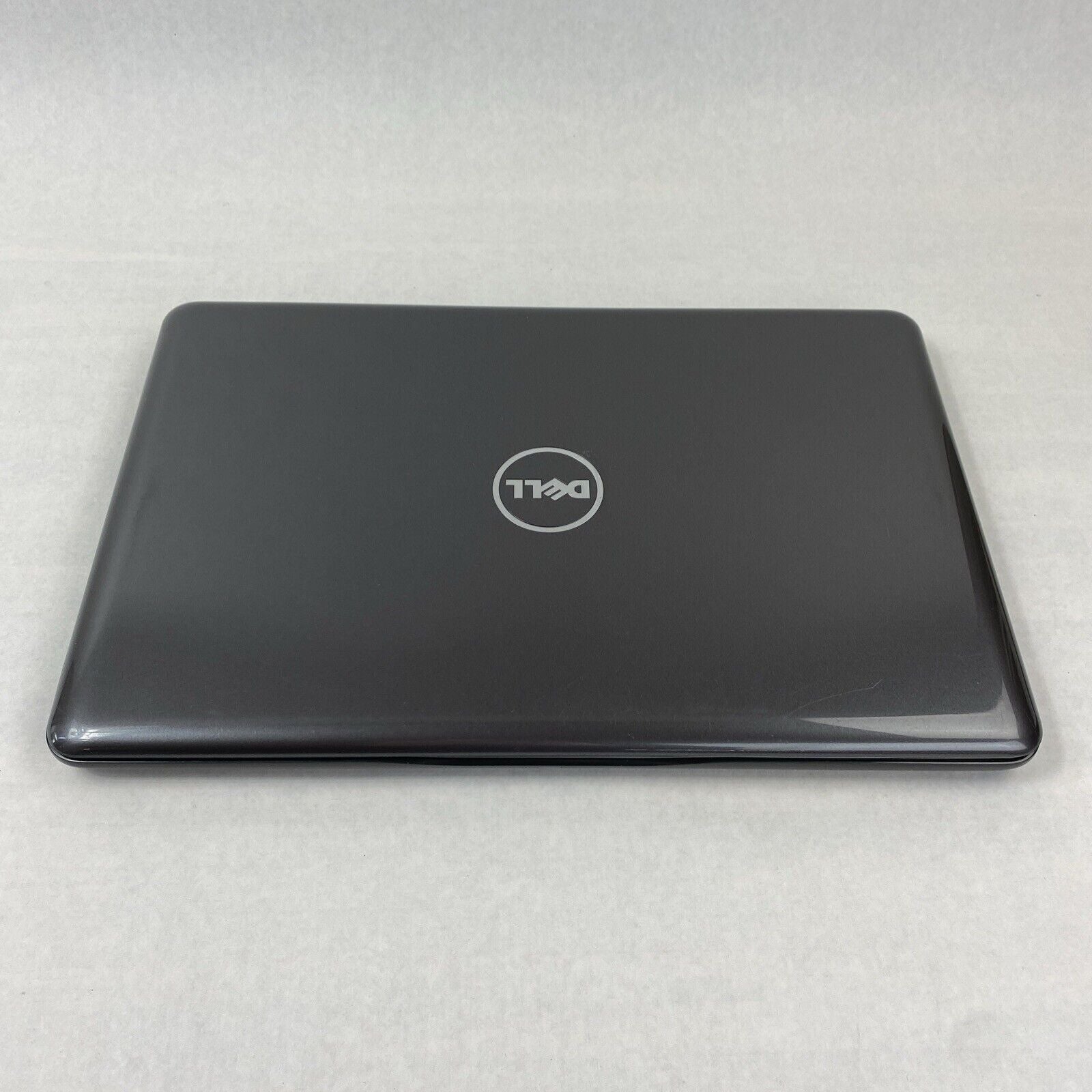 Dell Inspiron 5567 Core i5-7200U 2.50GHz 8GB RAM 15.6" No HDD No OS No AC