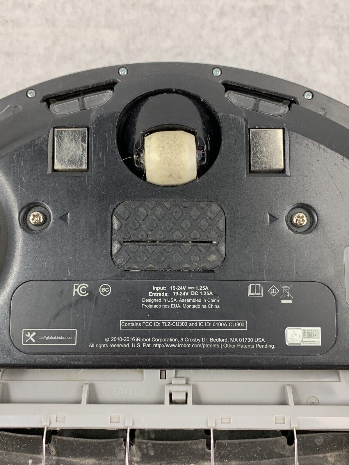 iRobot Roomba 690 Self-Charging Wi-Fi Smart Robot Vacuum Error 6 For Parts