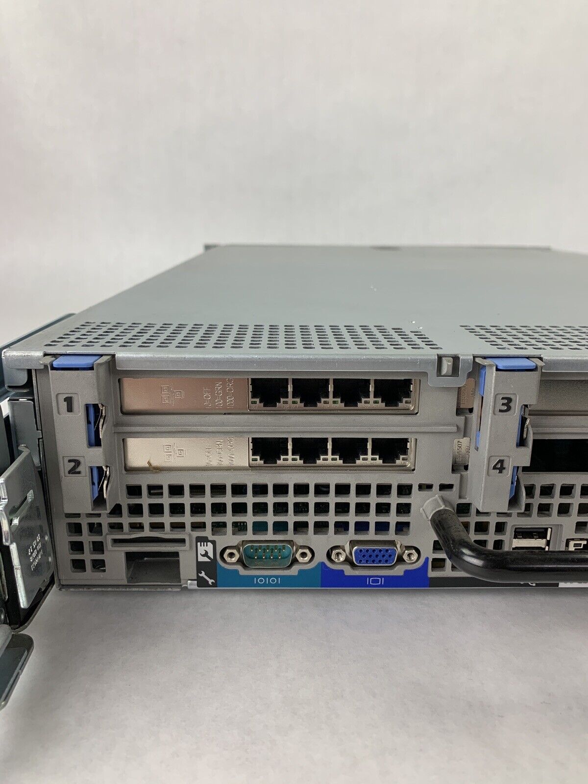 Dell PowerEdge R710 2x Intel Xeon E5620 2.40 GHz 120 GB DDR3 RAM No HDD No OS