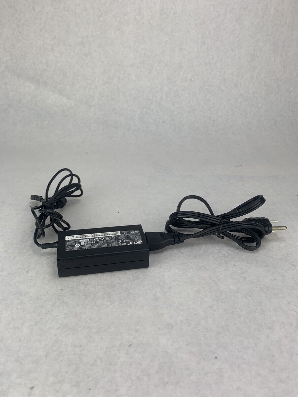 Lot of 5 Acer ADP-65VH F AC/DC Adapter