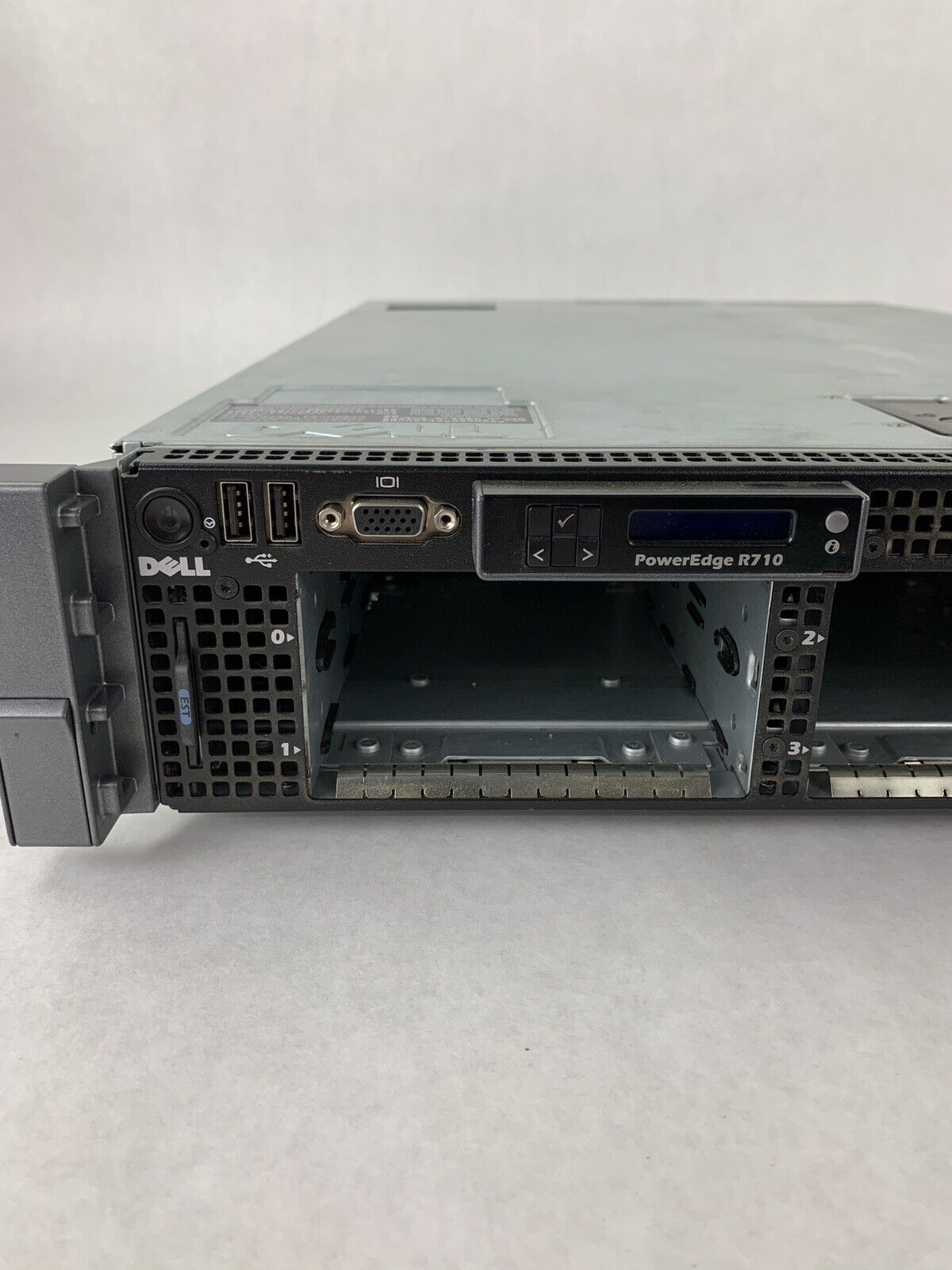 Dell PowerEdge R710 Server x2 Intel Xeon E-5640 2.67 GHz 32 GB RAM No HDD No OS