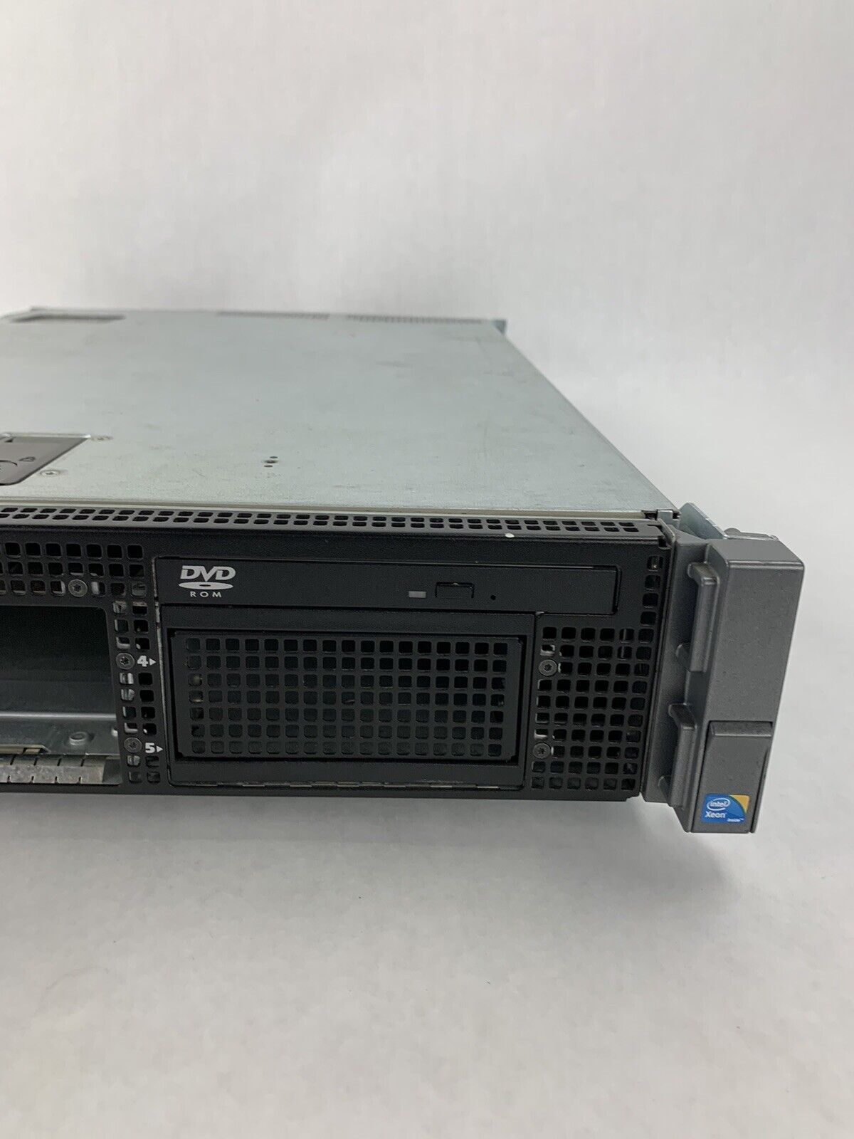 Dell PowerEdge R710 Server 2x Intel Xeon L5640 2.26 GHz 24 GB RAM NO HDD NO OS