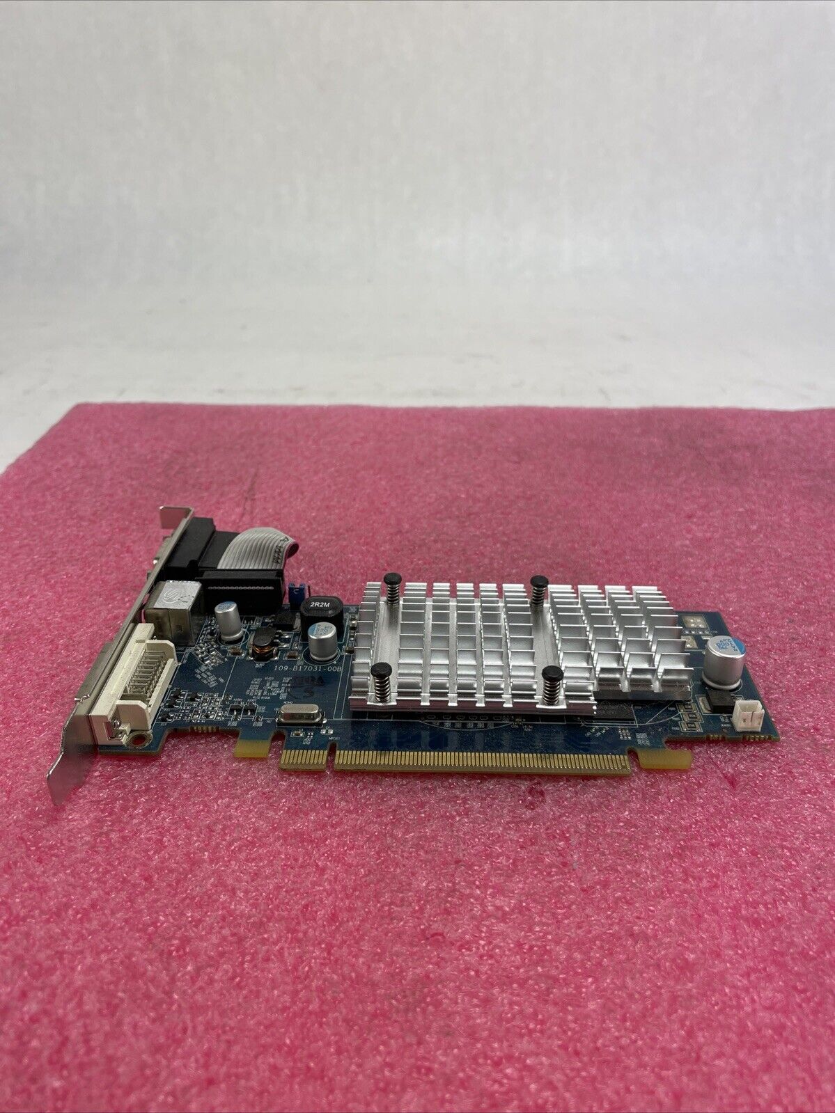 Saphire ATI HD2400 Pro 512M GDDR2 PCI-e Graphics Card