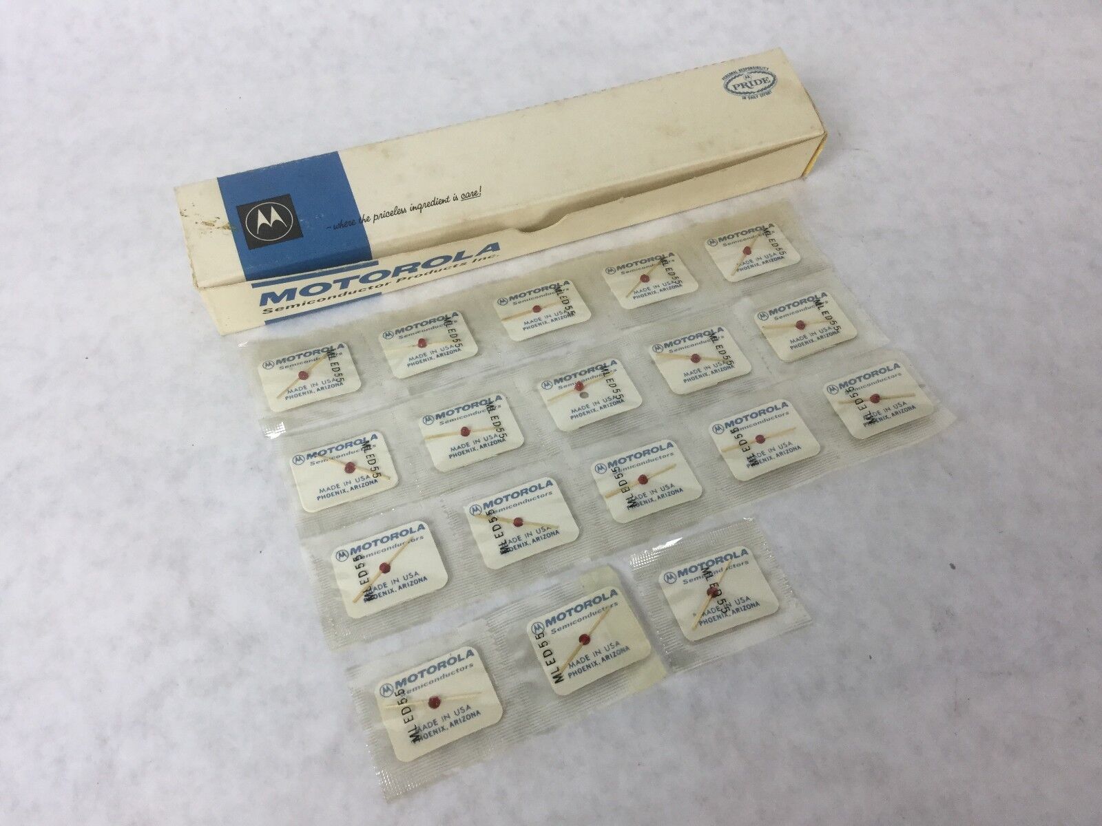 Motorola Semiconductor MLED55 (Lot of 18)