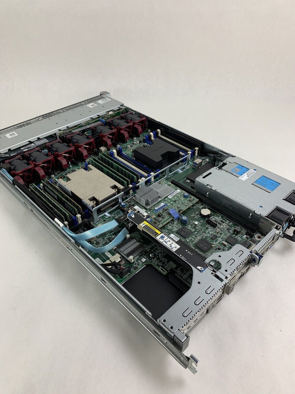 HP ProLiant DL360 Server Gen9 2x E5-2630 v3 2.4 GHz 128 GB Ram No HDD No OS