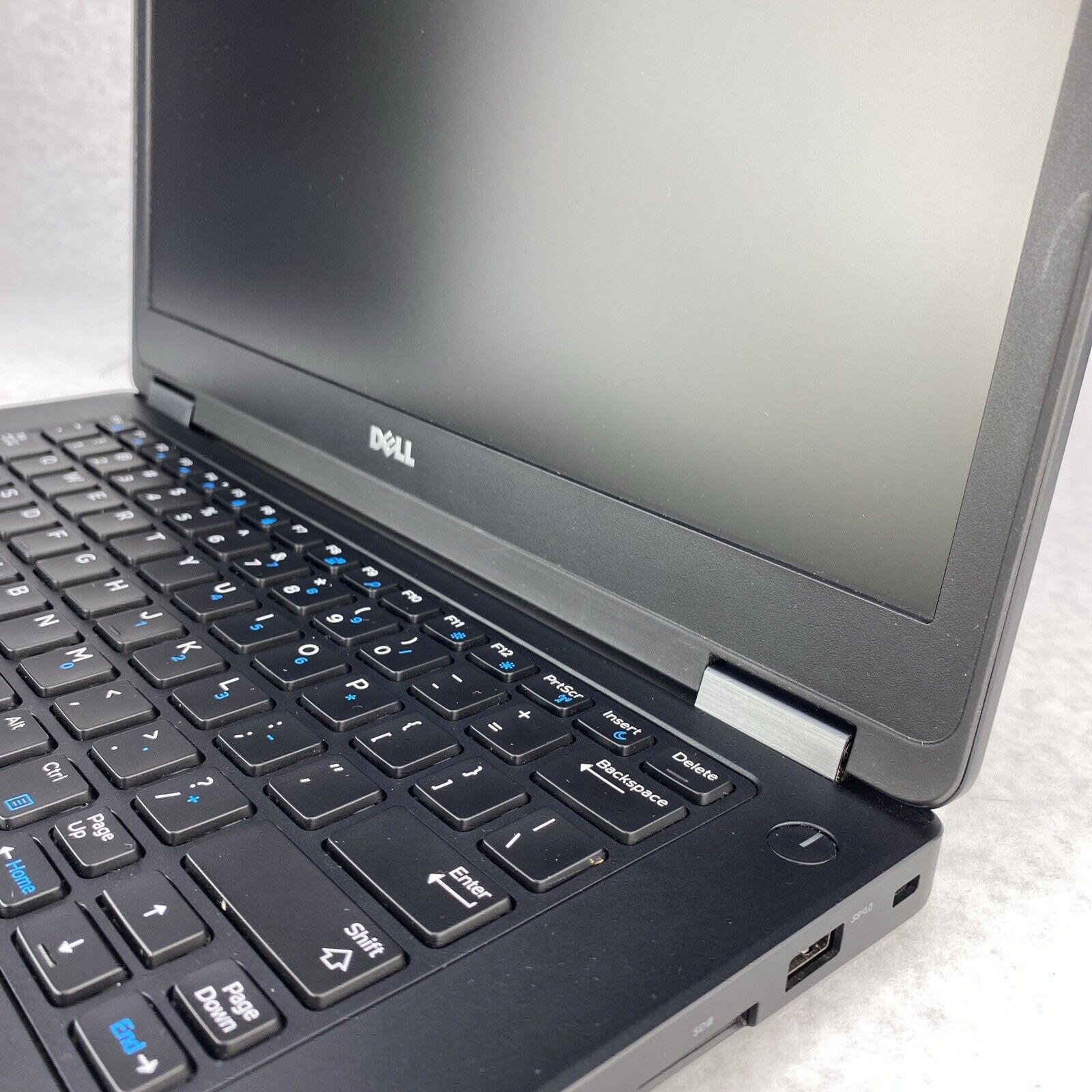 Dell Latitude E5470 14" Intel Core i5-6200U 2.30GHz 4GB RAM No AC No HDD OS