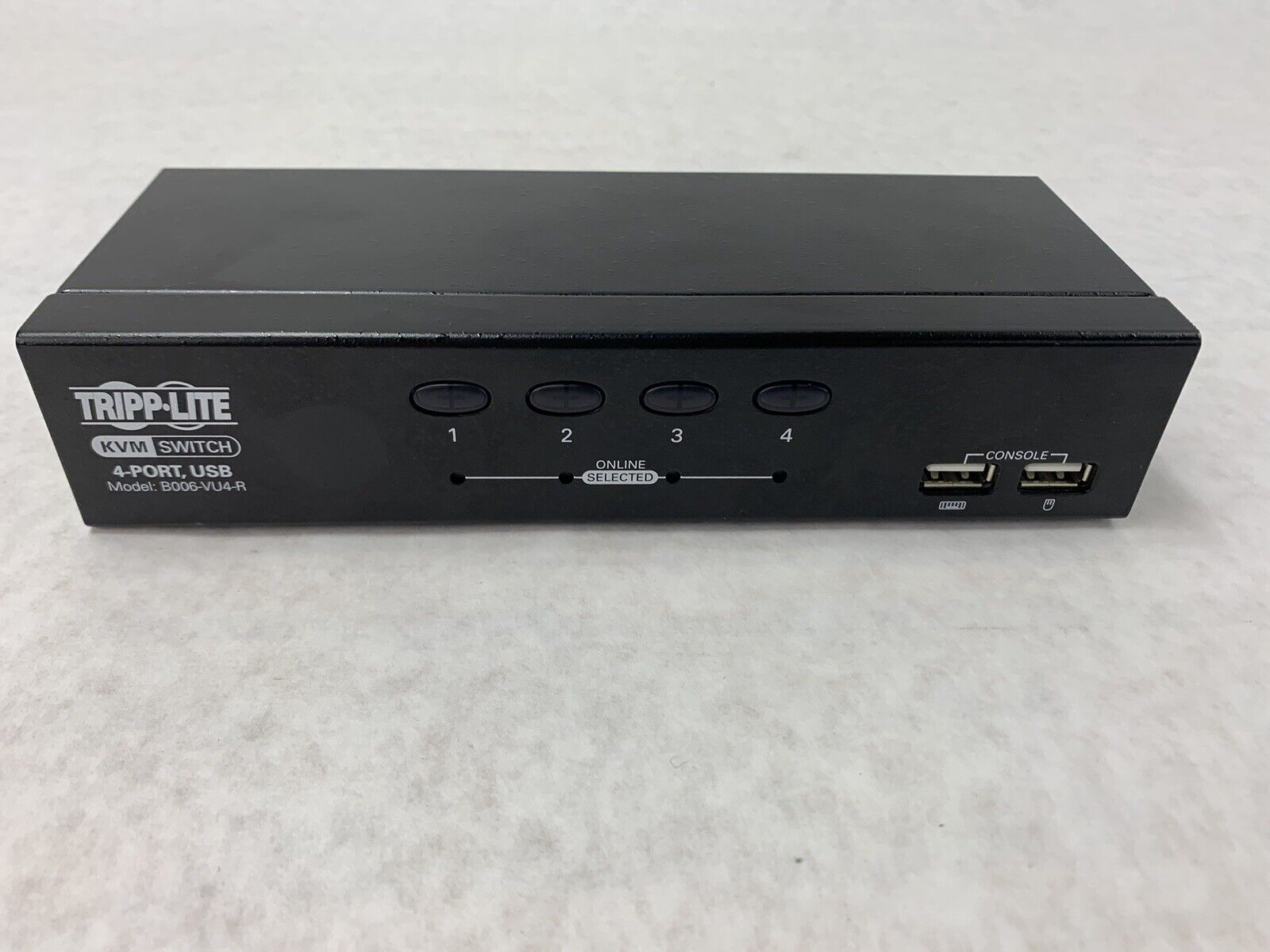 TRIPP-LITE KVM Switch 4 Port USB Model B006-VU4-R  No Cords