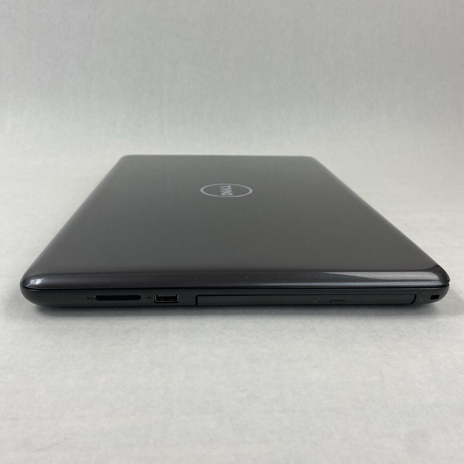 Dell Inspiron 5567 Core i5-7200U 2.50GHz 8GB RAM 15.6" No HDD No OS No AC