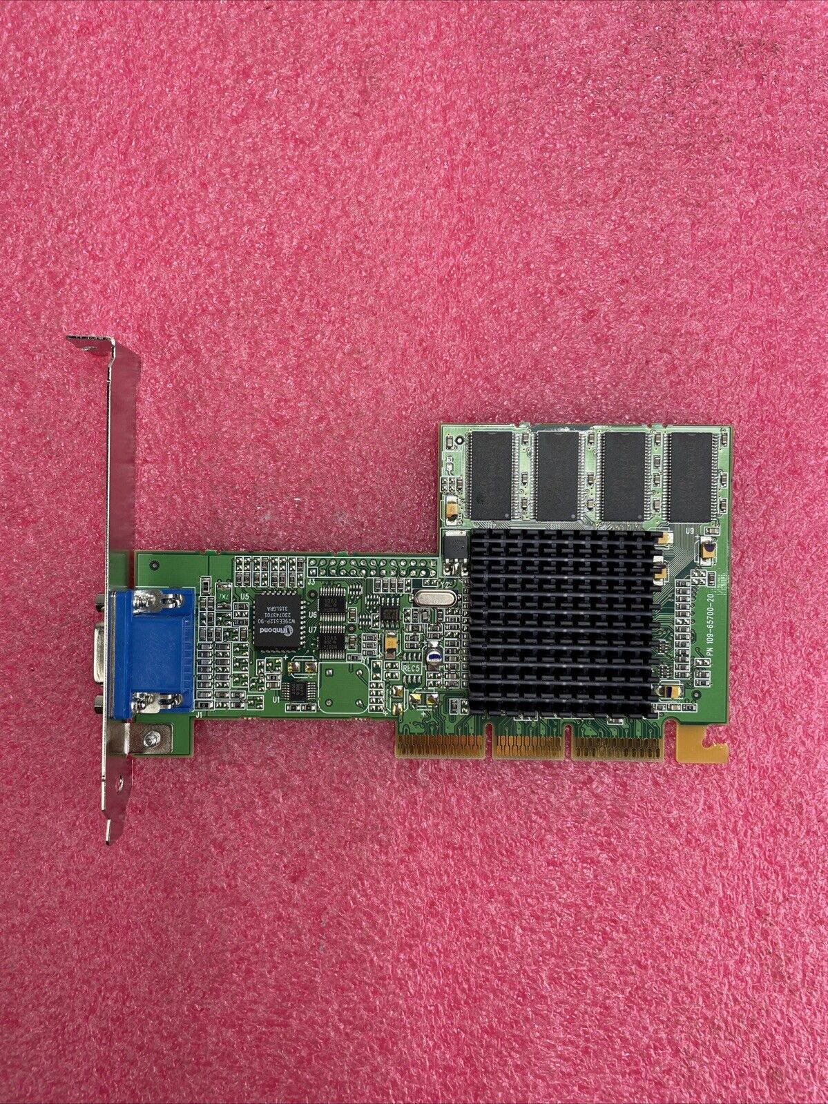 ATI Technology 109-65700-20 AGP 32MB Video Card w/Driver CD