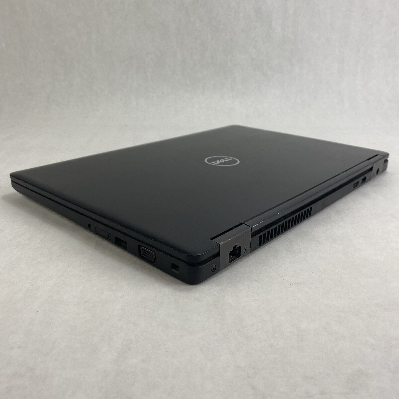 Dell Latitude 5580 Core i5-7300U 2.6GHz 8GB RAM 15.6" No Battery No HDD No OS