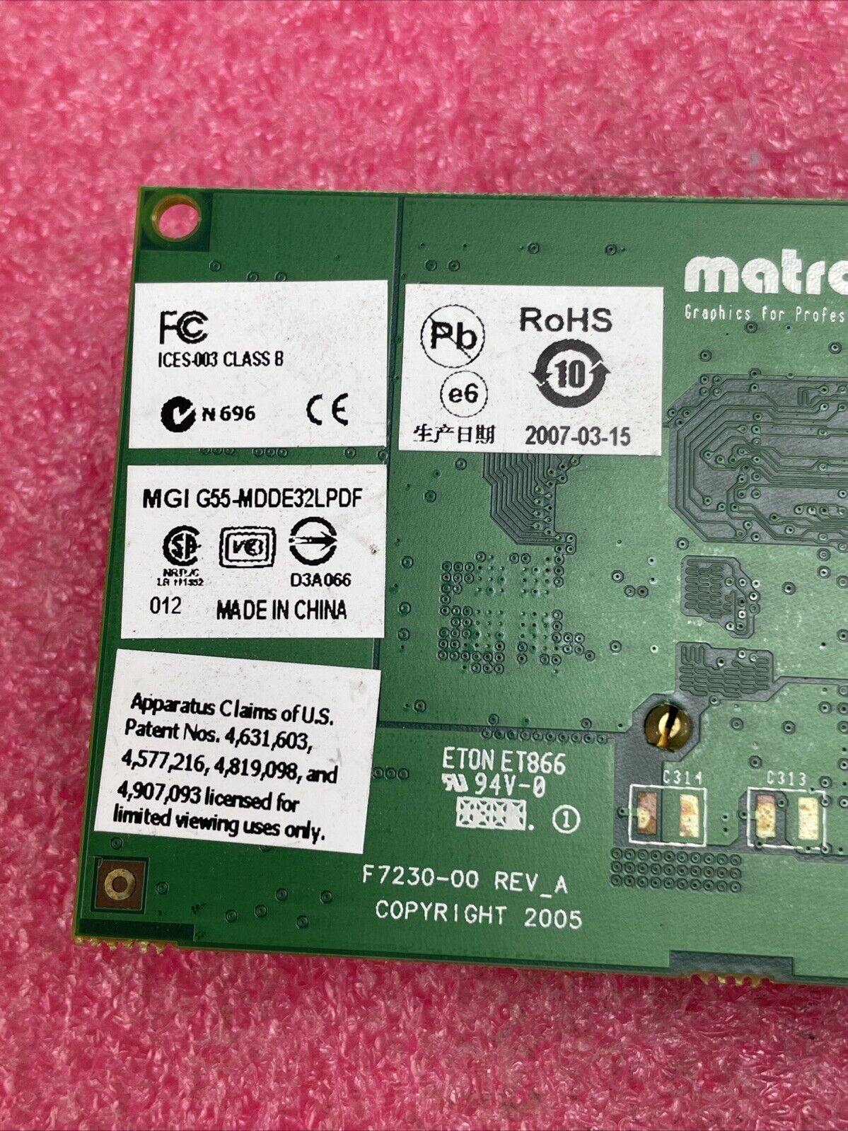 Matrox MGI G55-MDDE32LPDF G550 PCIe Graphics Card F723-00 REV A