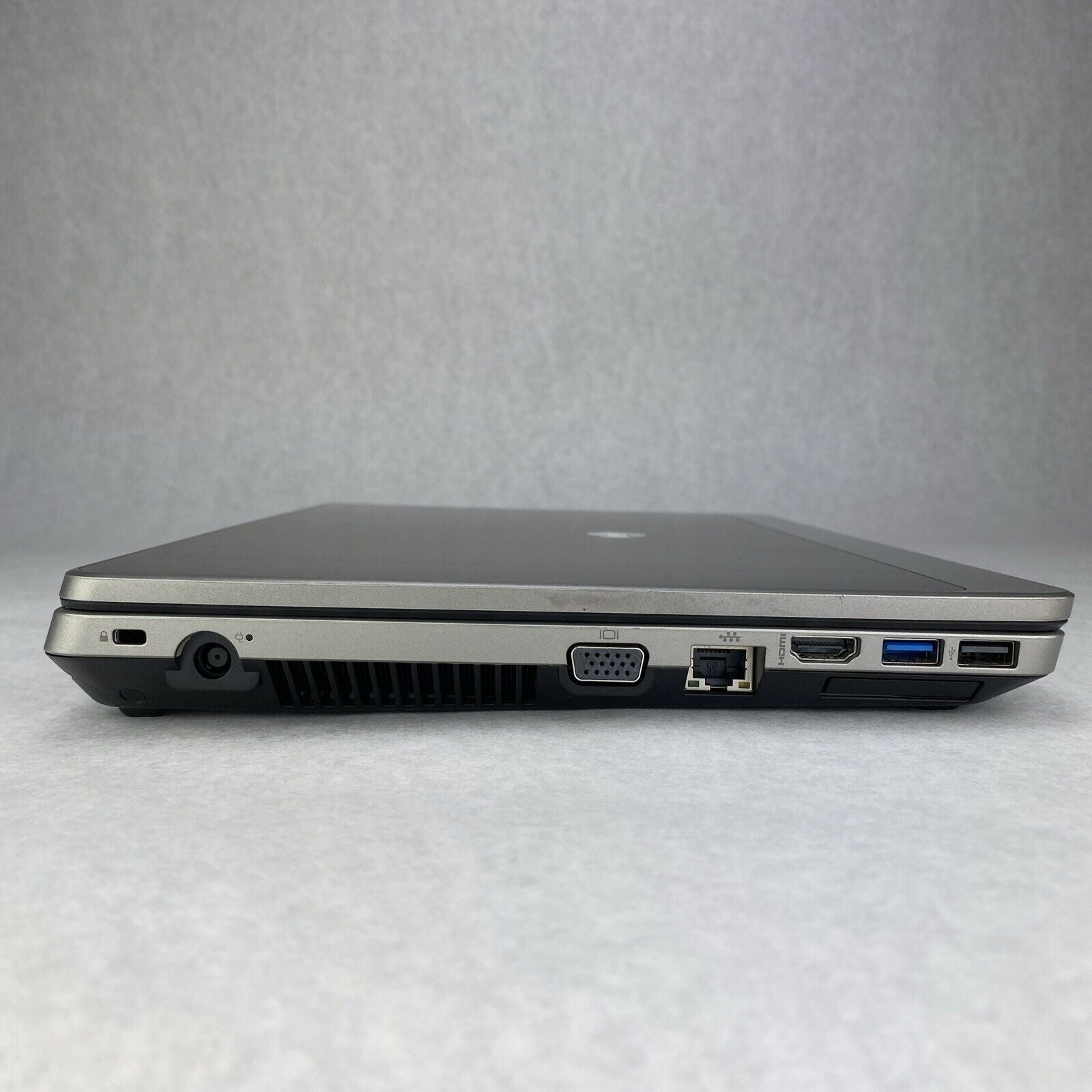 HP ProBook 4430s 14'' Intel Core i5-2450M 2.50GHz 4GB RAM No AC HDD OS