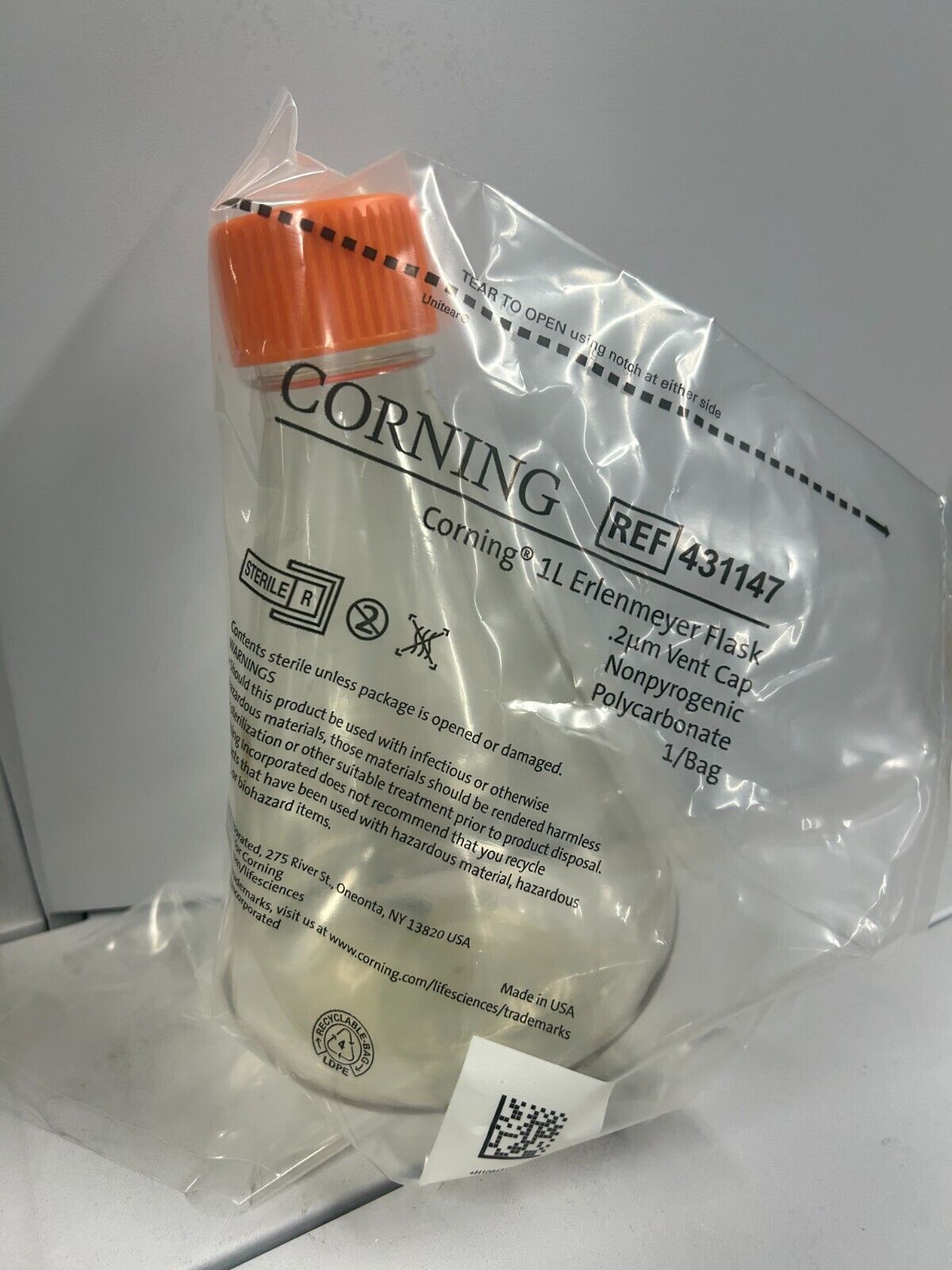 Corning 431147 1L Erlenmeyer Flask Sterile with Vent Cap New