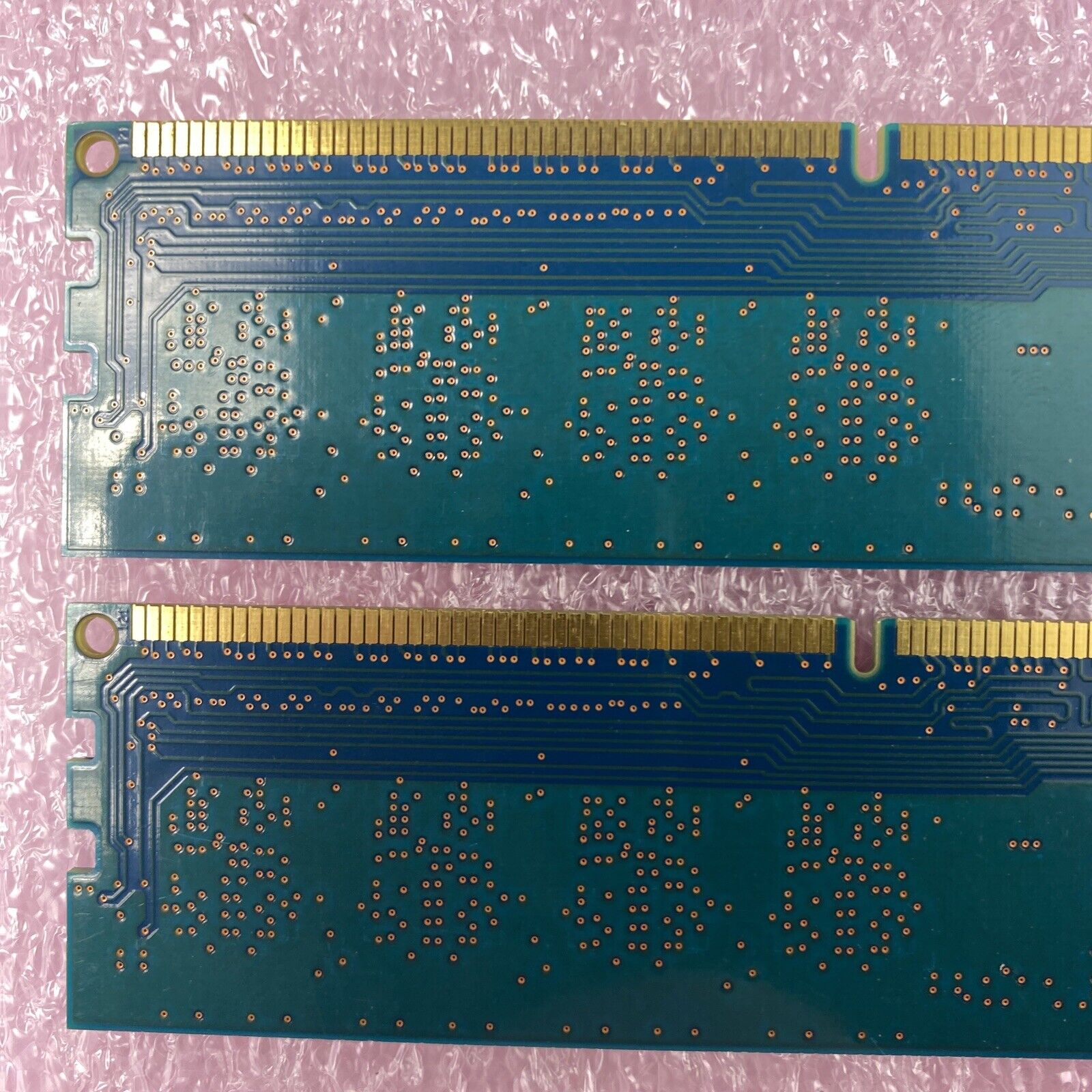 Lot( 2 ) 1GB Hynix HMT112U6BFR8C-G7 1Rx8 PC3-8500U DDR3 non-ECC Desktop RAM