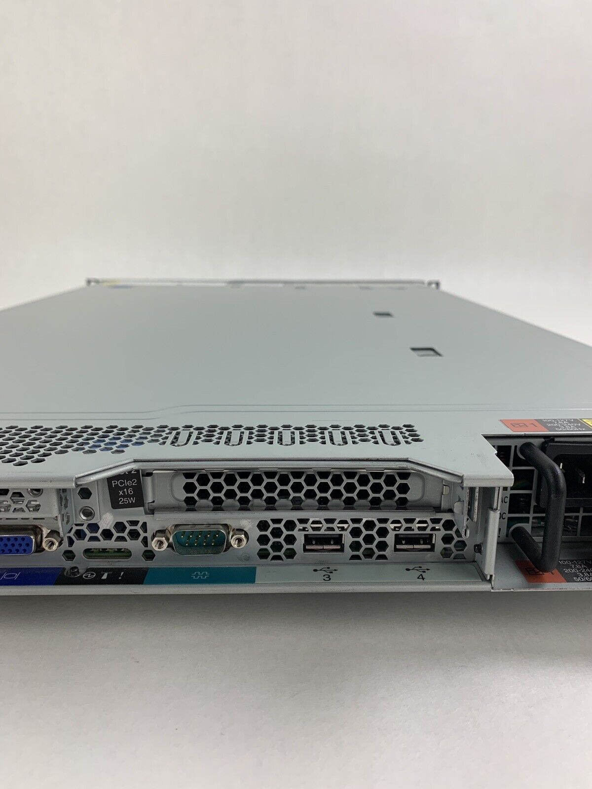 IBM System X3550 M2 Server Xeon E-5520 2.27 GHz 4 GB Ram No OS No HDD