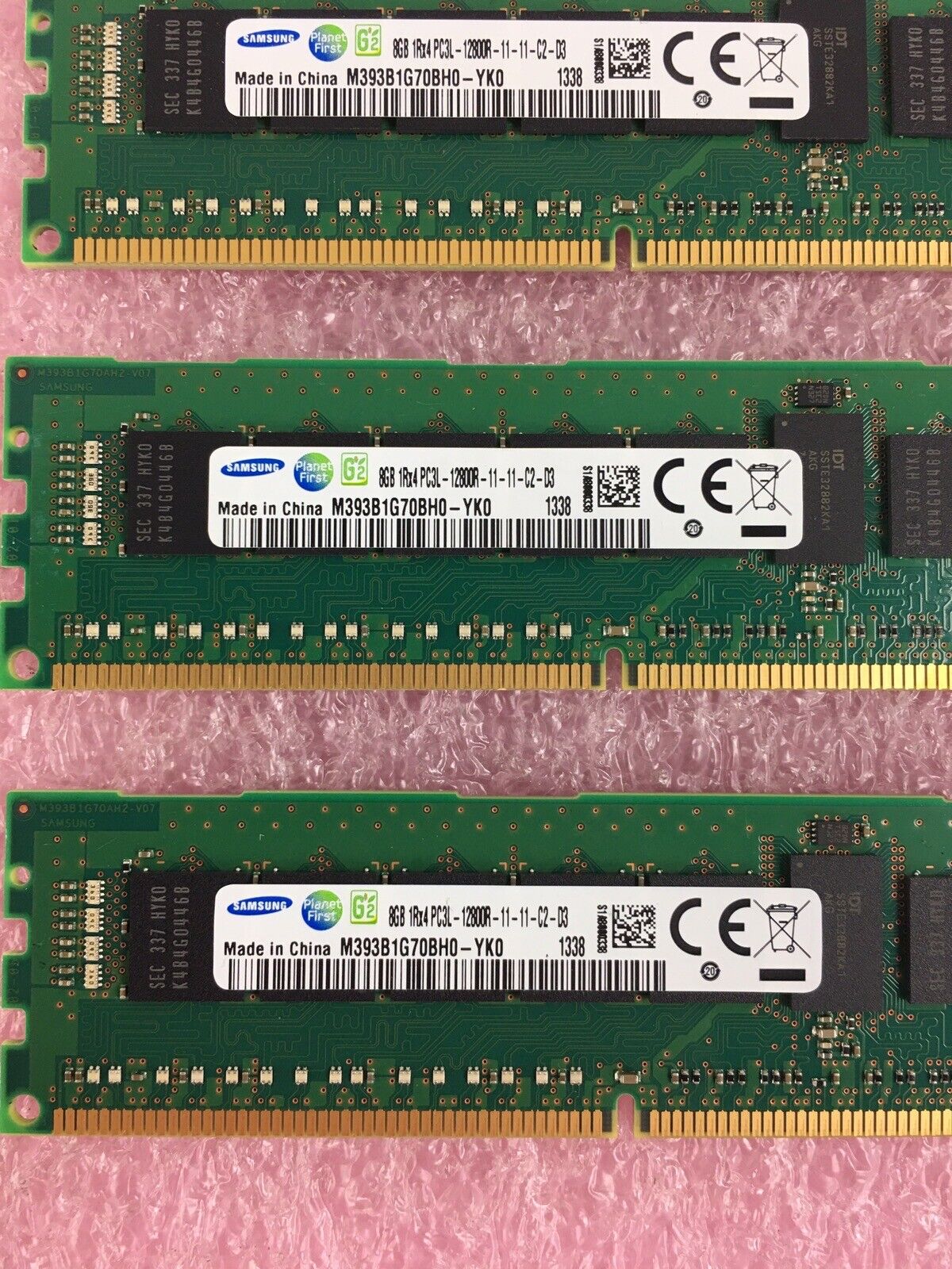 Lot of 4 Samsung 8 GB Ram M393B1G70BH0-YK0 DDR3-1600 PC3L-12800R Server Memory