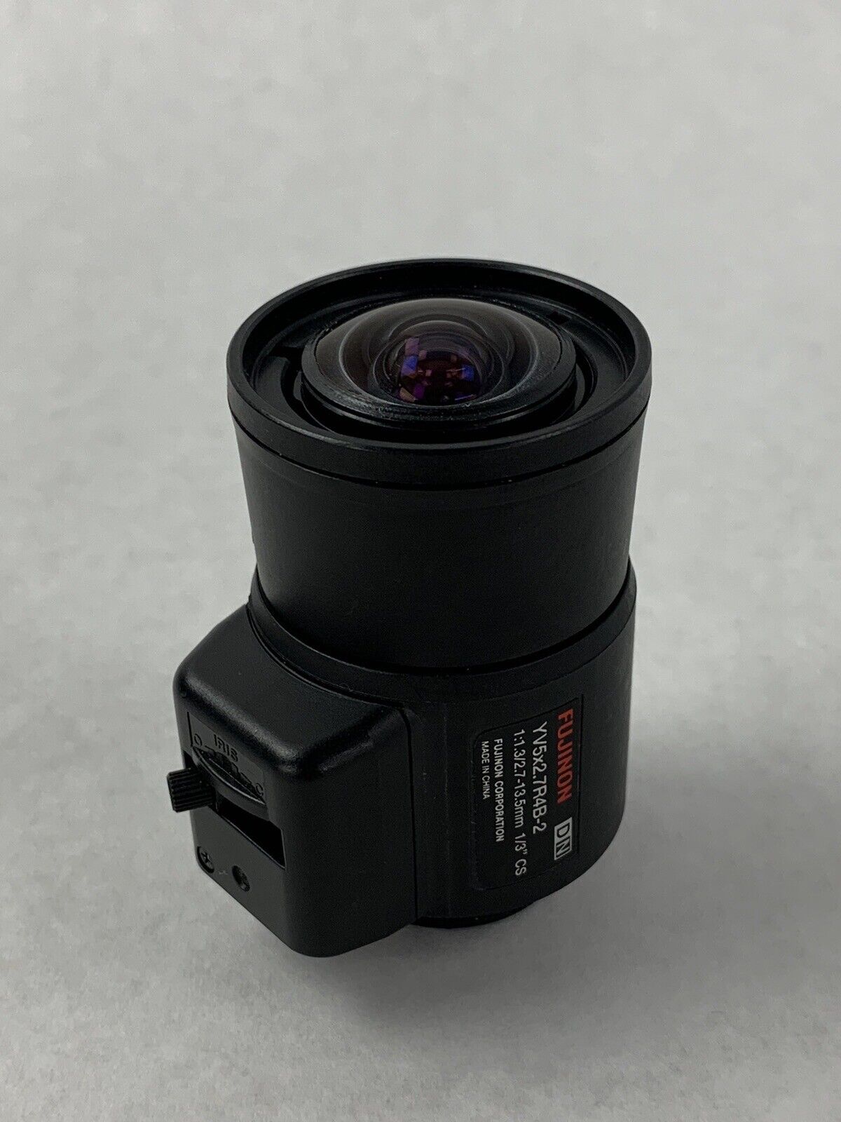 Fujinon YV5x2.7R4B-2 1:1.3/2.7mm-13.5mm Lens