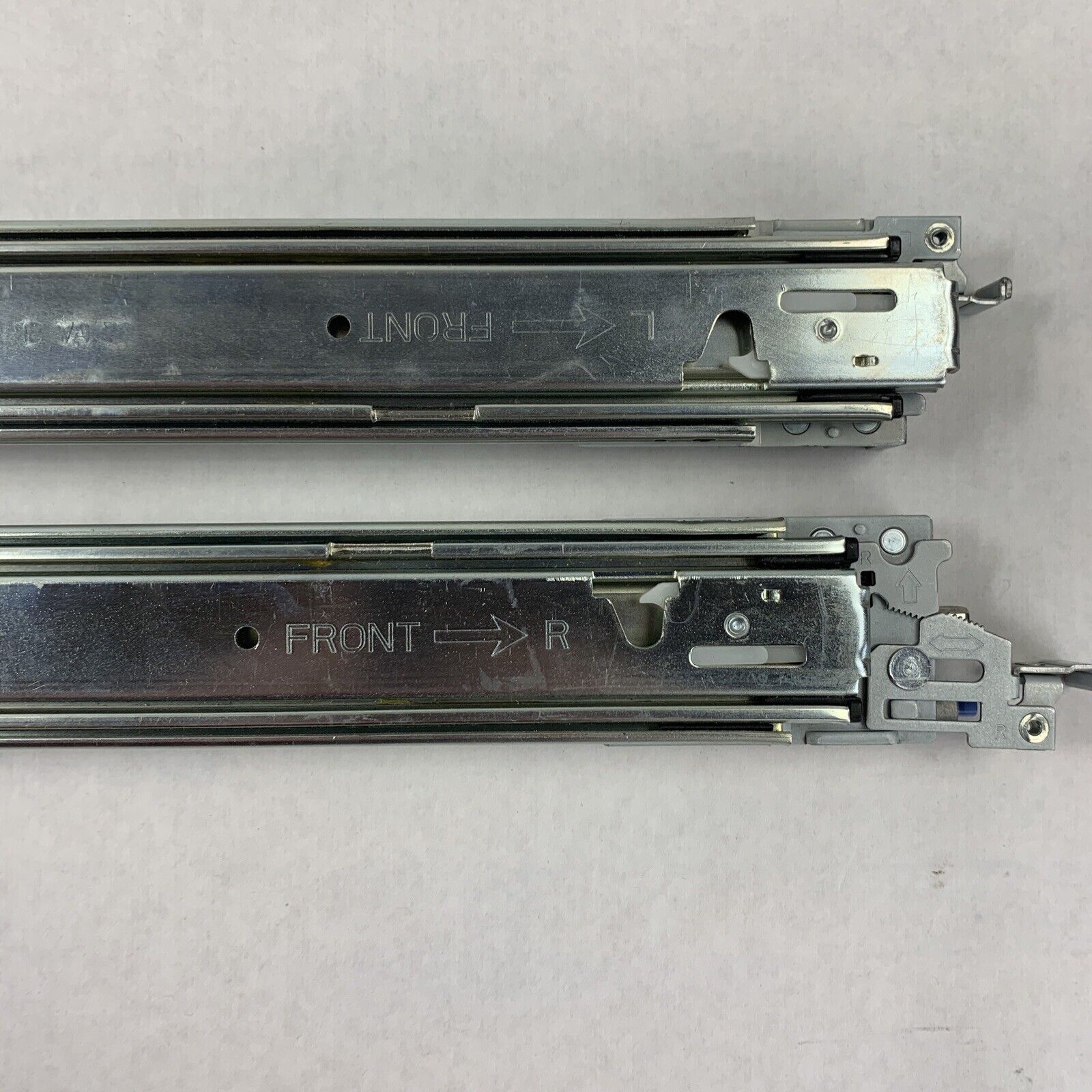 IBM X3650 M2 M3 Server Rack Mount Rails 46C4161 Left & Right