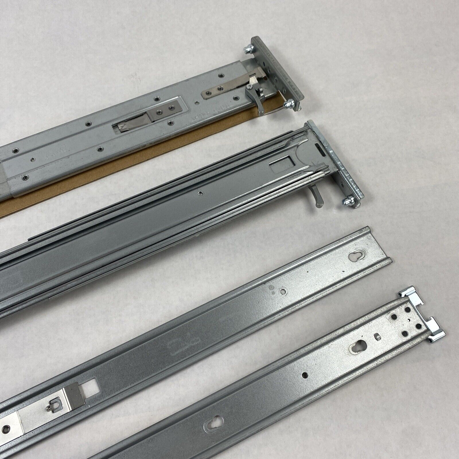 HP 729870-002 Rack Mounting Kit 2U SFF G9 Rails