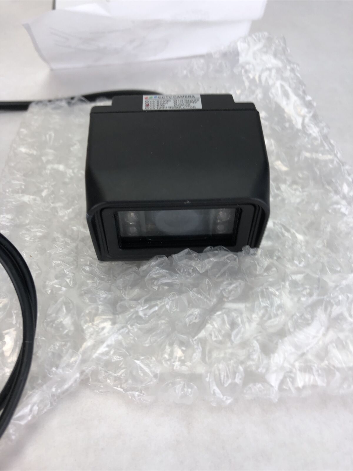 B/W DF-8063 20/20-W CCD Camera w/Light Sensor