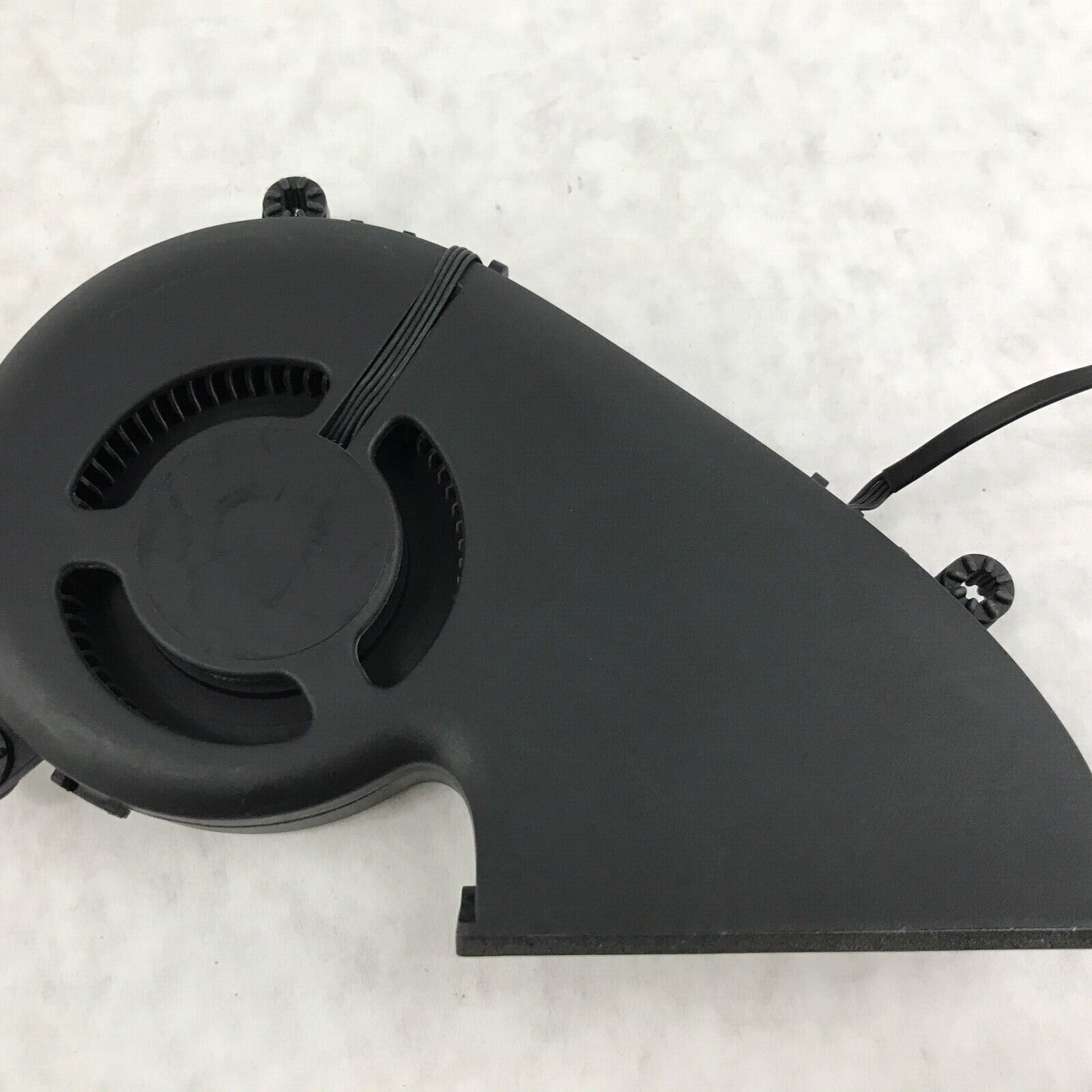 Apple iMac 21.5" A1418 Late 2012 MD093LL/A Cooling Fan 610-0142