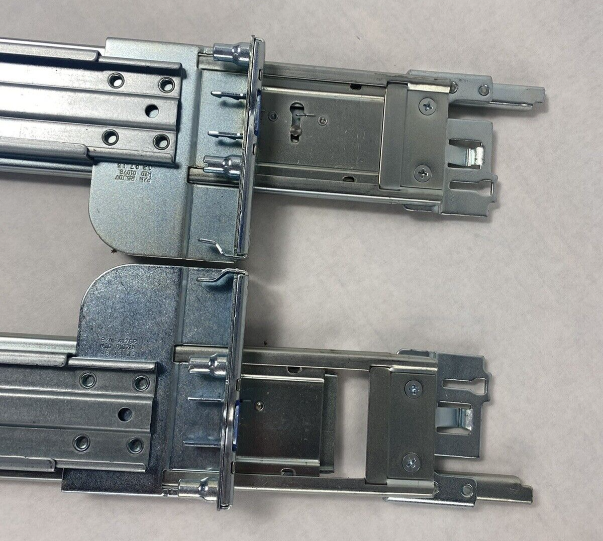 Dell PowerEdge 0FYK4G/061KCY 2U Ready Rails Left and Right