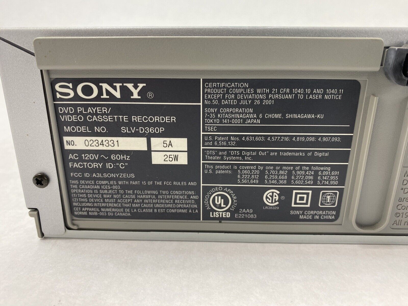 Sony SLV-D360P VCR CD DVD Player with Remote For Parts or Repair