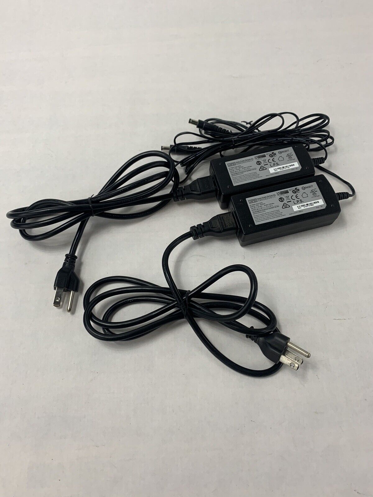 Lot 2 Genuine APD AC Adapter DA-24C24  24V 1A Power Supply 24W With OEM Cord