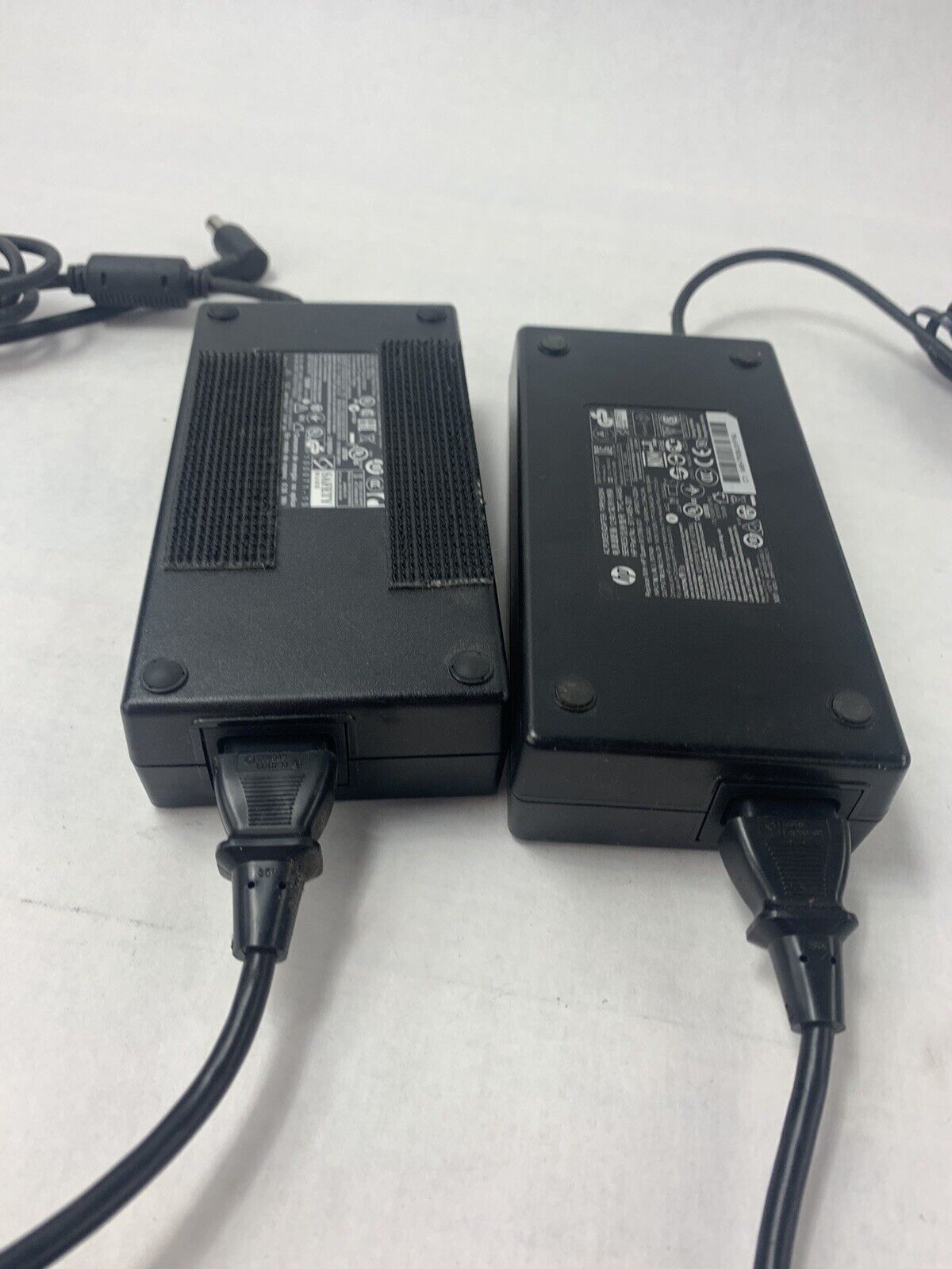 Lot of 2 Genuine 180W HP AC Adapter Power Supply TPC-AA50 755702-001 736170-001