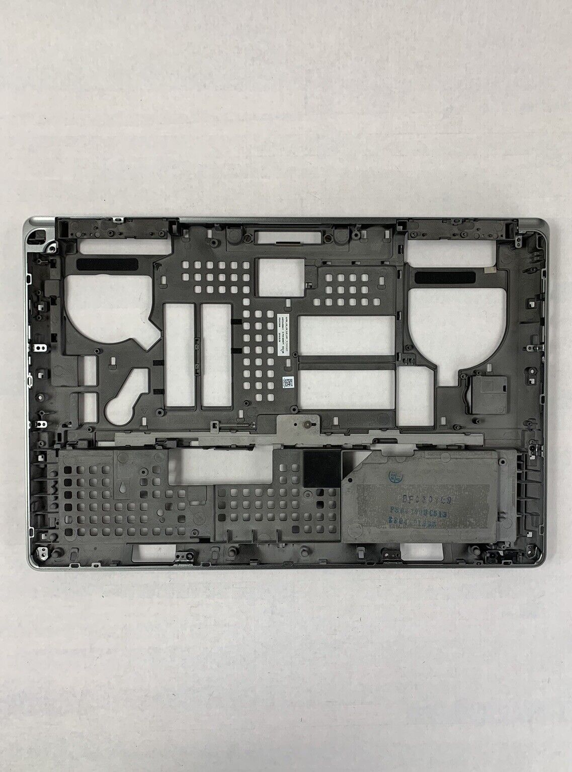 Dell Precision 7710 7720 Laptop Bottom Base Assembly 04M07T