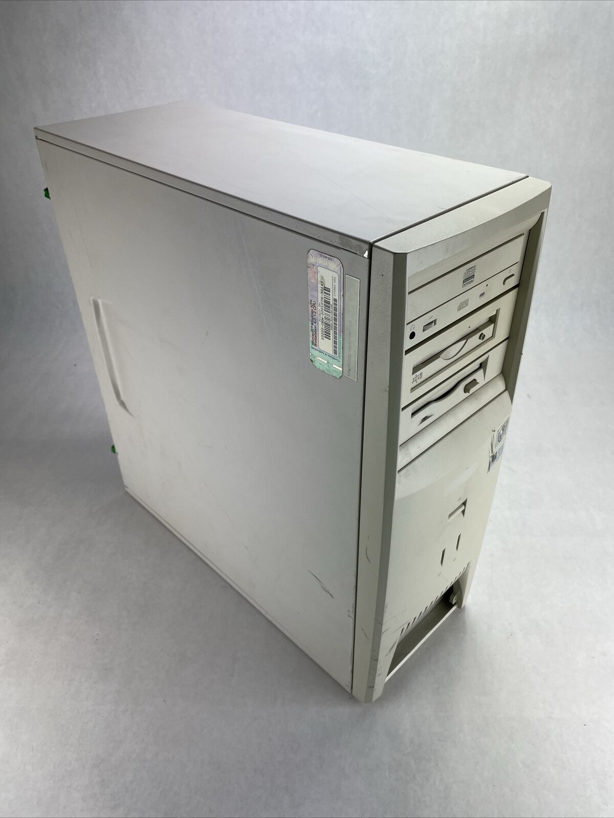 Compaq DeskPro P600E MT Intel Pentium III 600MHz 256MB RAM No HDD No OS