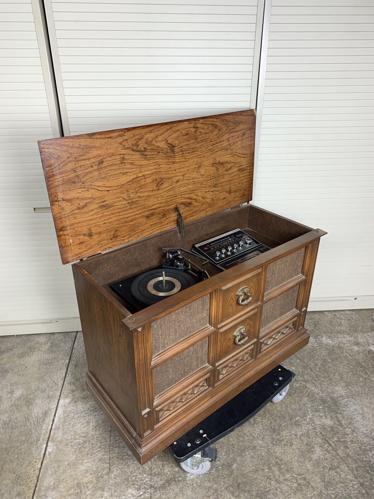 Vintage Zenith Record and Track Player JR900P3 For Parts and Repair