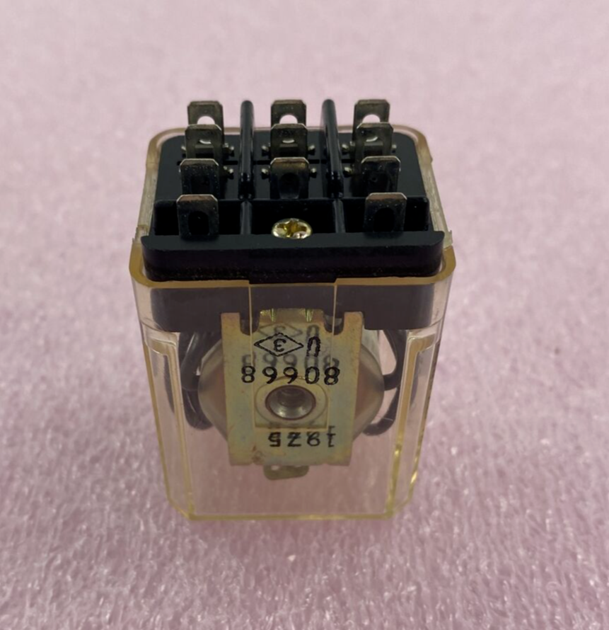 SIGMA Instruments Relay 68R3-24705 10A 28VDC/240 VAC