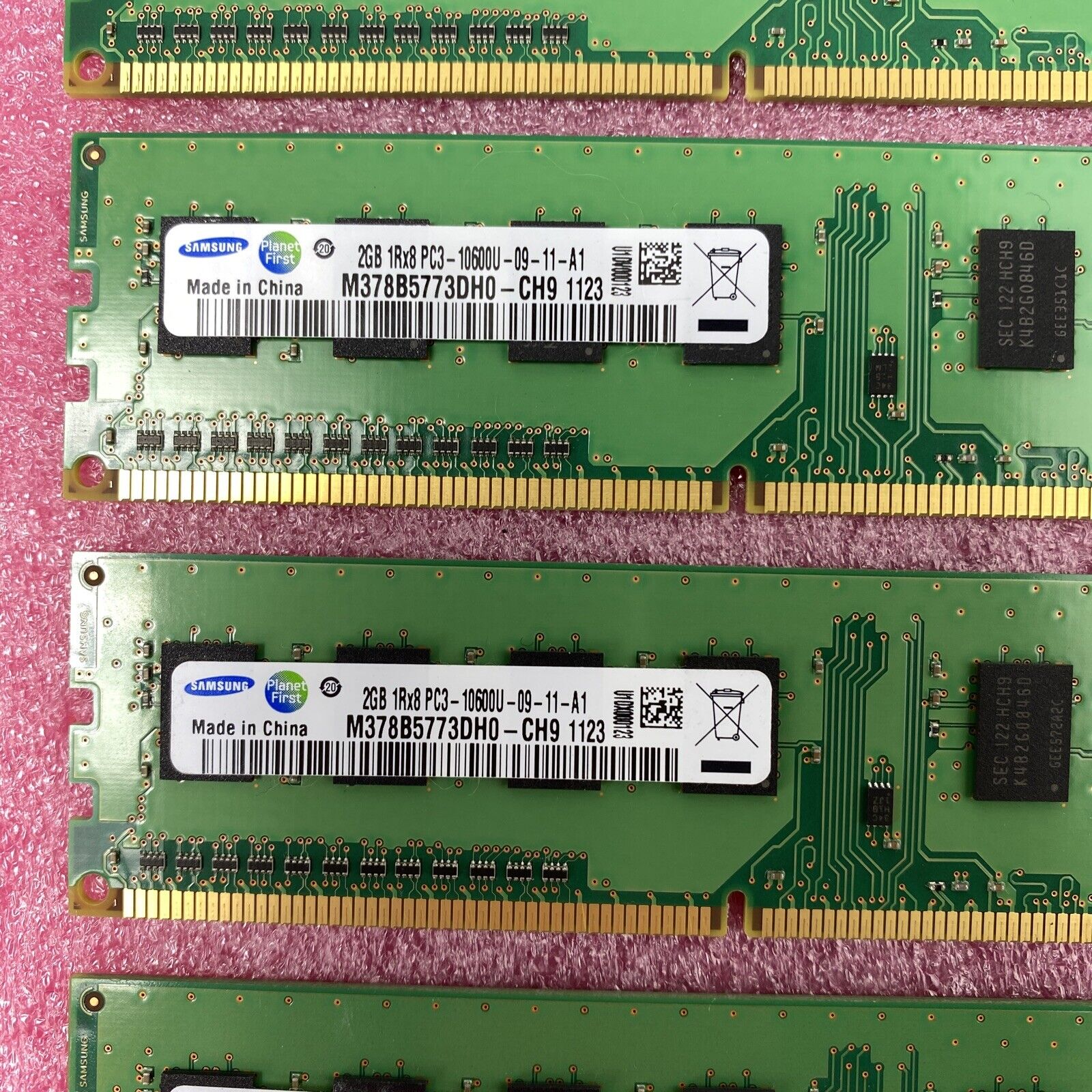 Lot ( 8 ) 2GB Samsung M378B5773DH0-CH9 1Rx8 PC3-10600U DDR3-1333MHz Desktop RAM