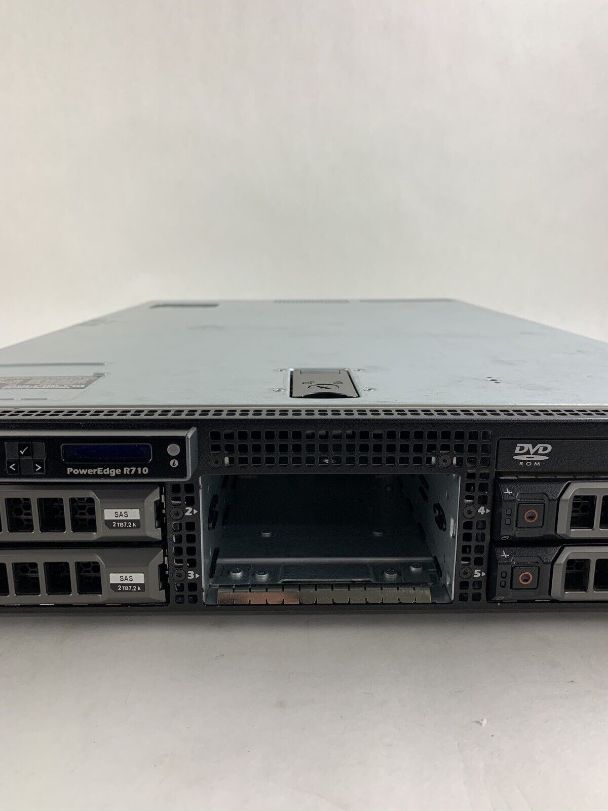 Dell PowerEdge R710 Server 2x E5530 2.53 GHz 32 GB Ram No HDD No OS H710 Raid